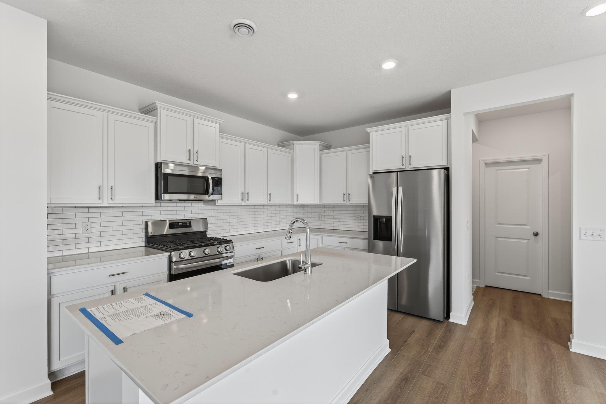 7668 Lotus Ln, Lino Lakes, MN 55014