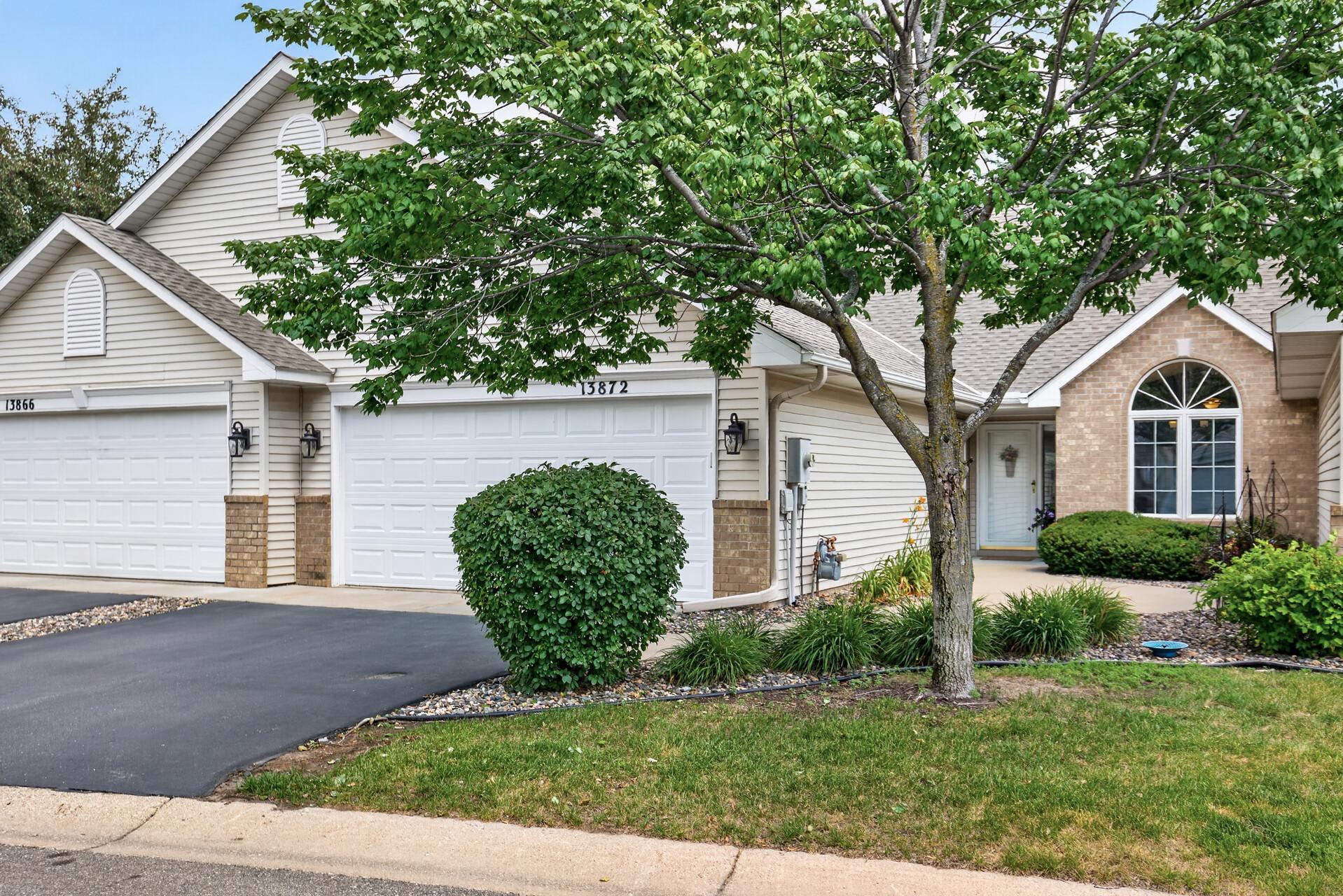 13872 Falcon Ave, Apple Valley, MN 55124