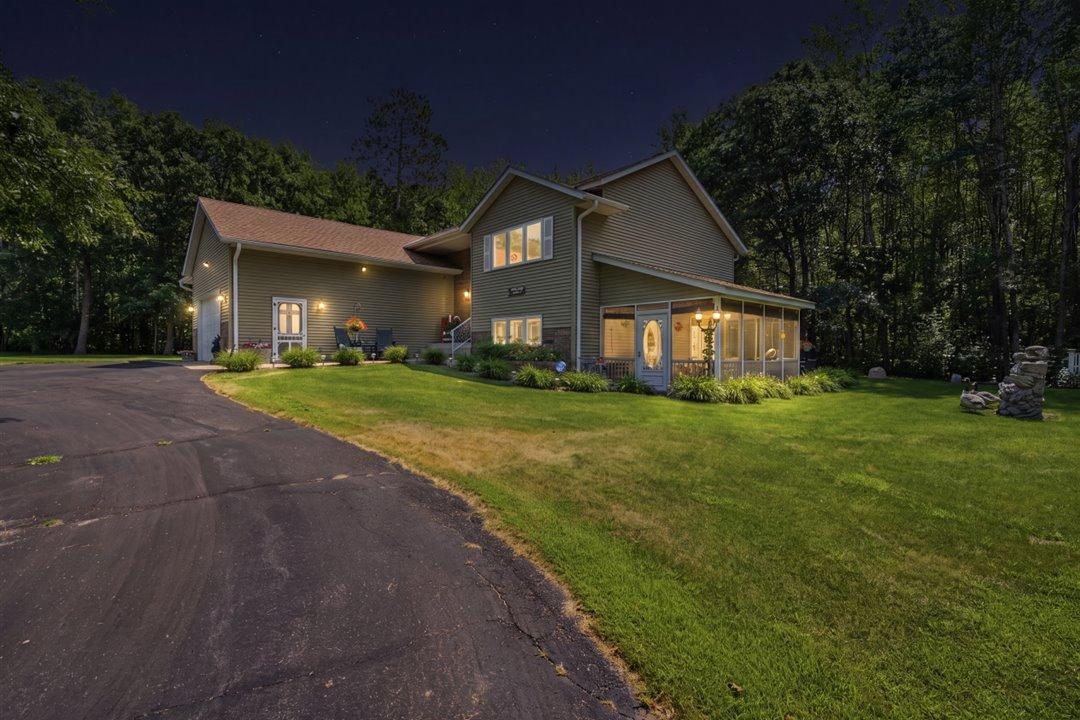 10157 Pin Oak Ln, Brainerd, MN 56401