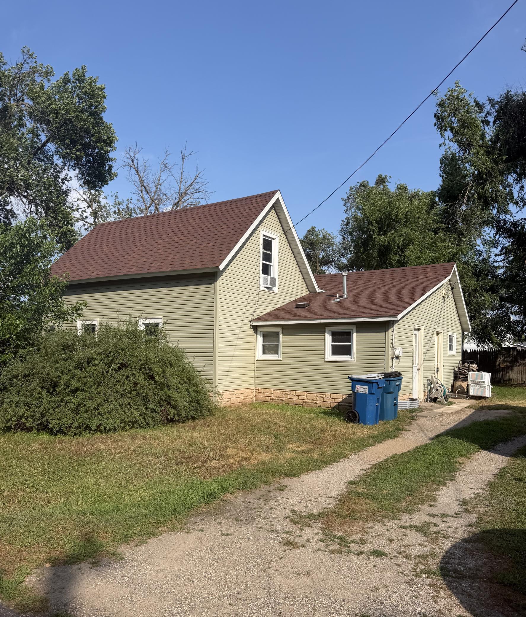 7847 State St, Clear Lake, MN 55319