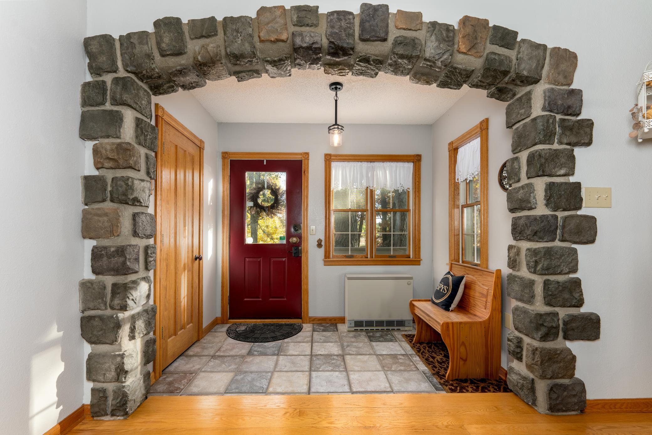 6322 Highland Scenic Rd, Baxter, MN 56425