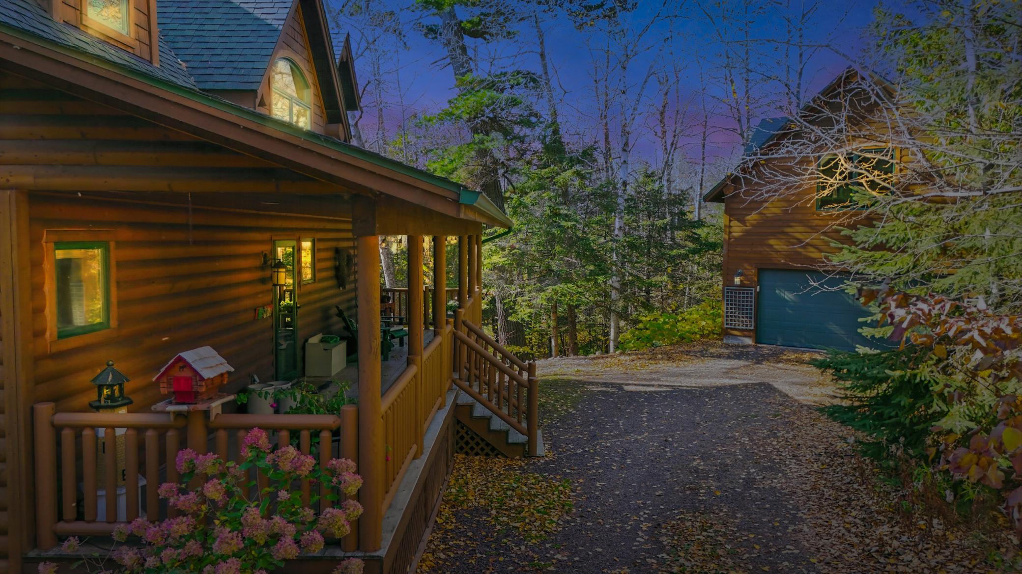 2472 Cliff View Cir, Two Harbors, MN 55616