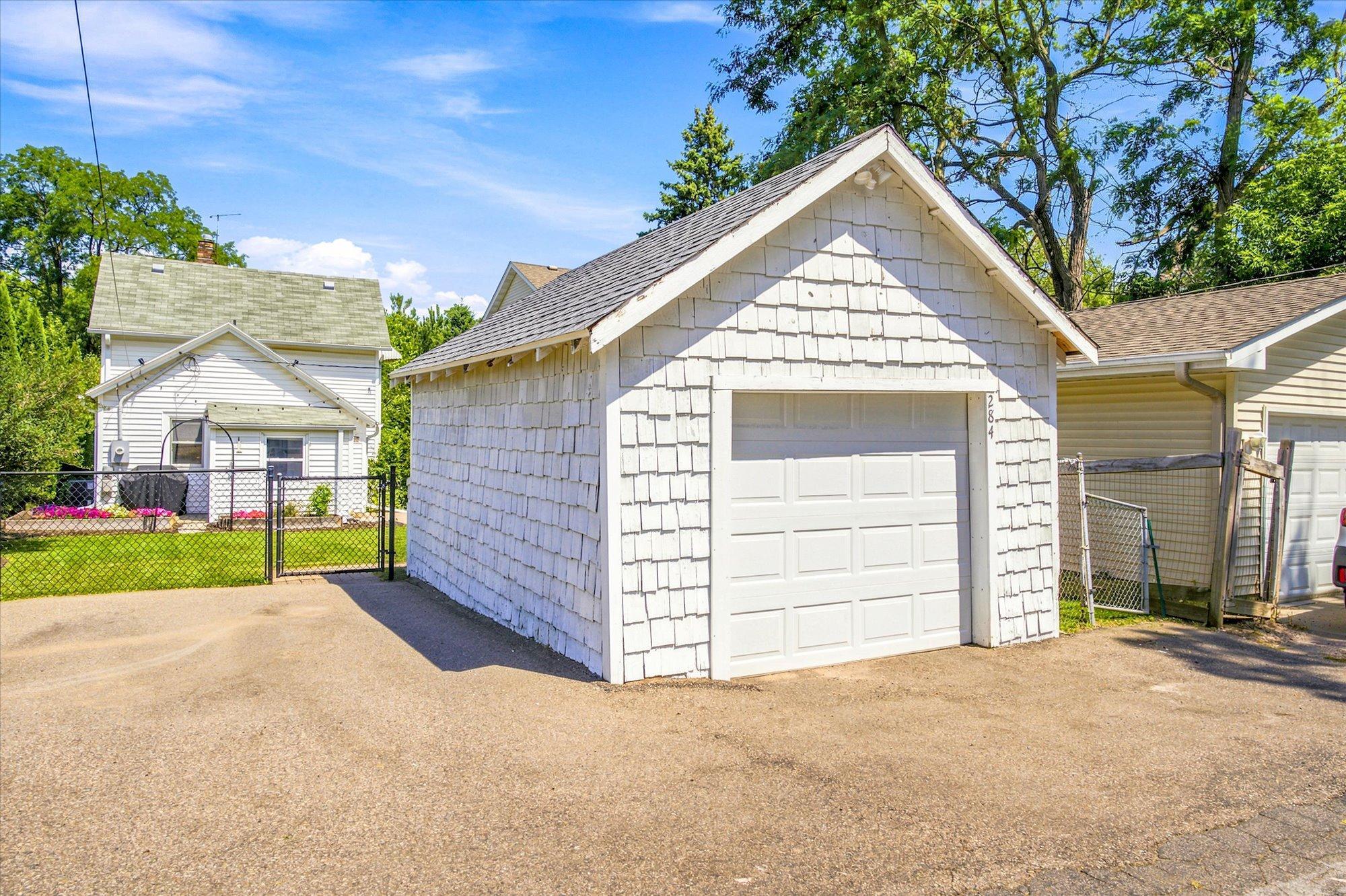284 Winona St E, Saint Paul, MN 55107