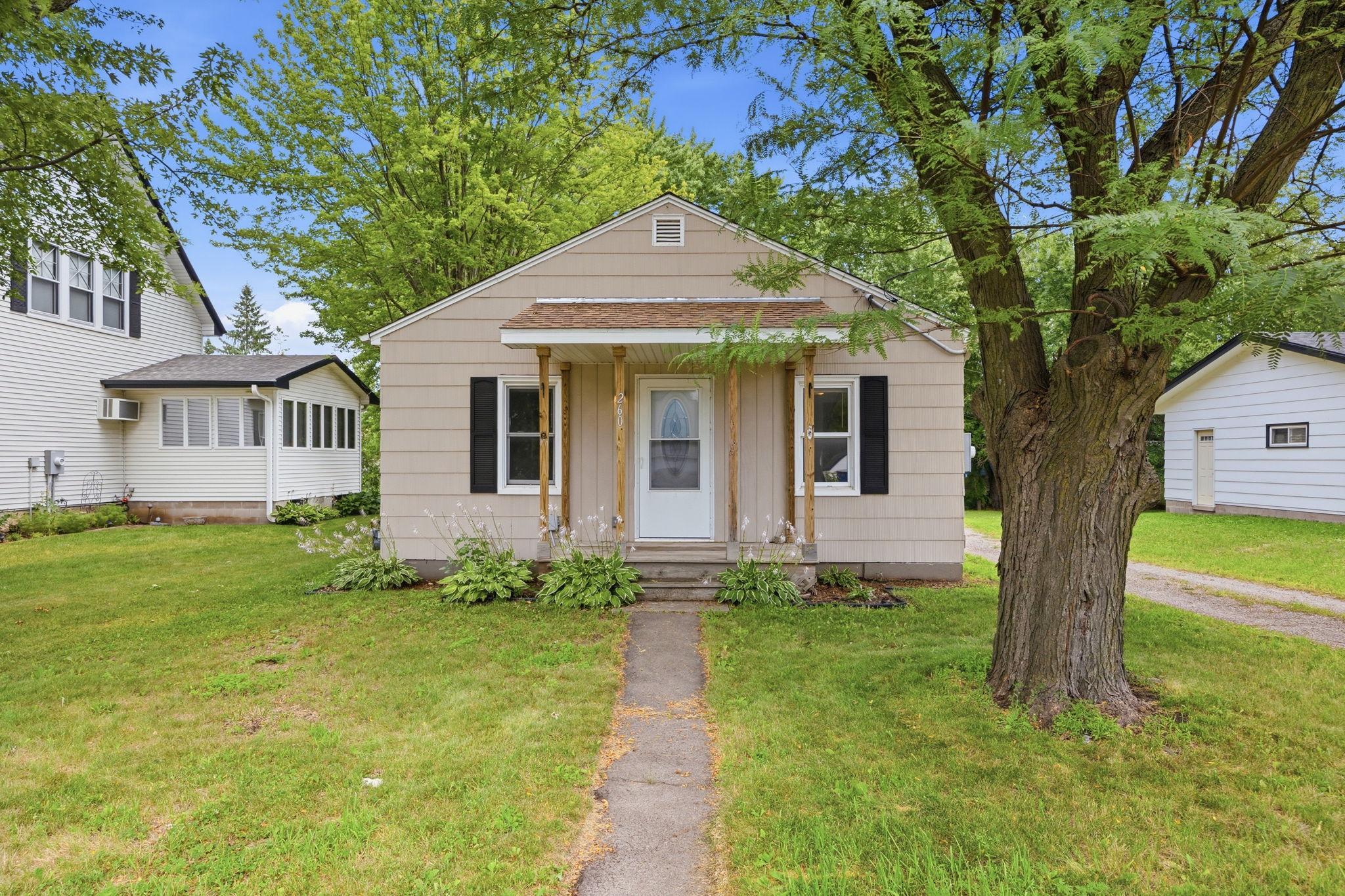260 Buffalo Ave S, Montrose, MN 55363