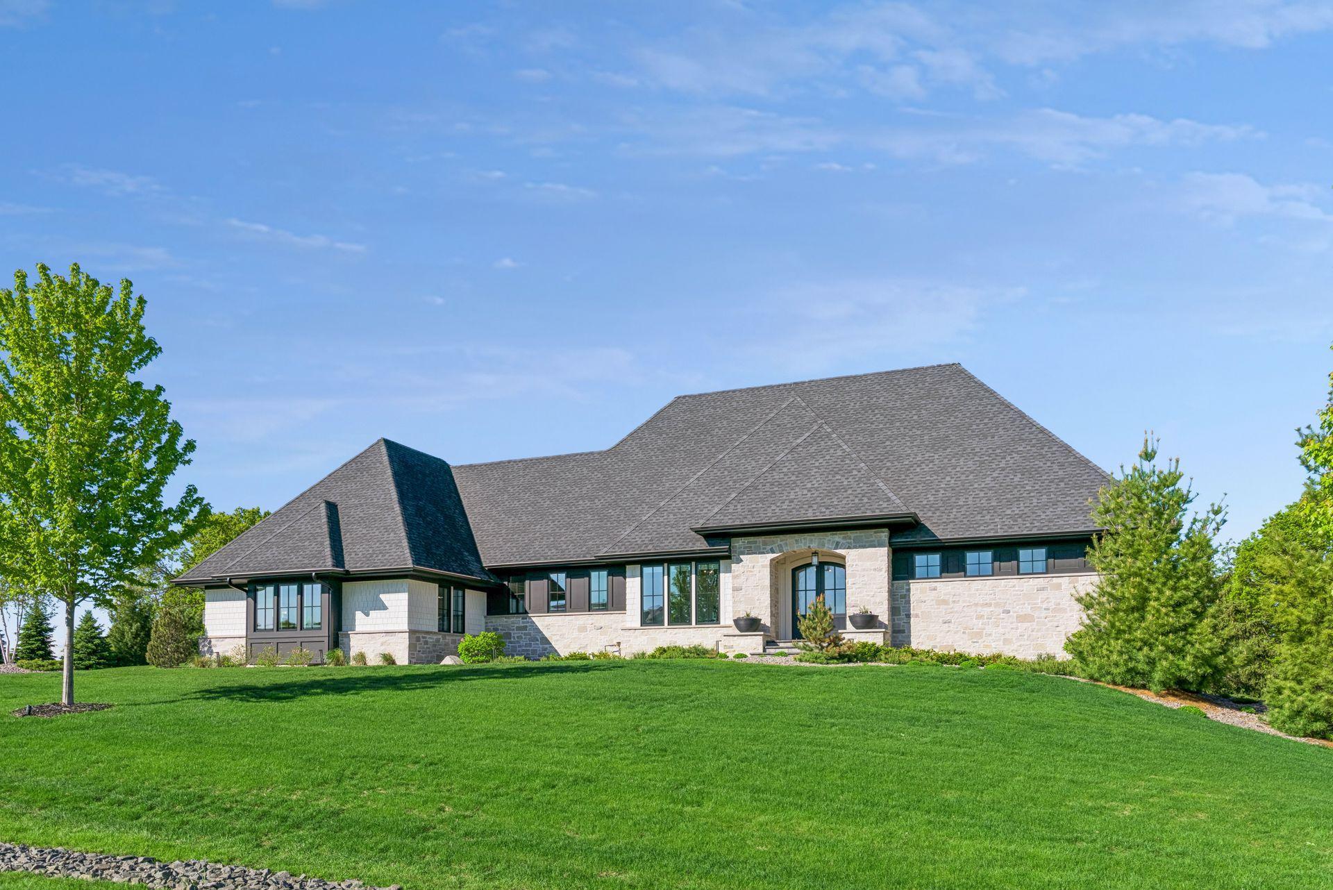 2888 Deer Hill Rd, Medina, MN 55356