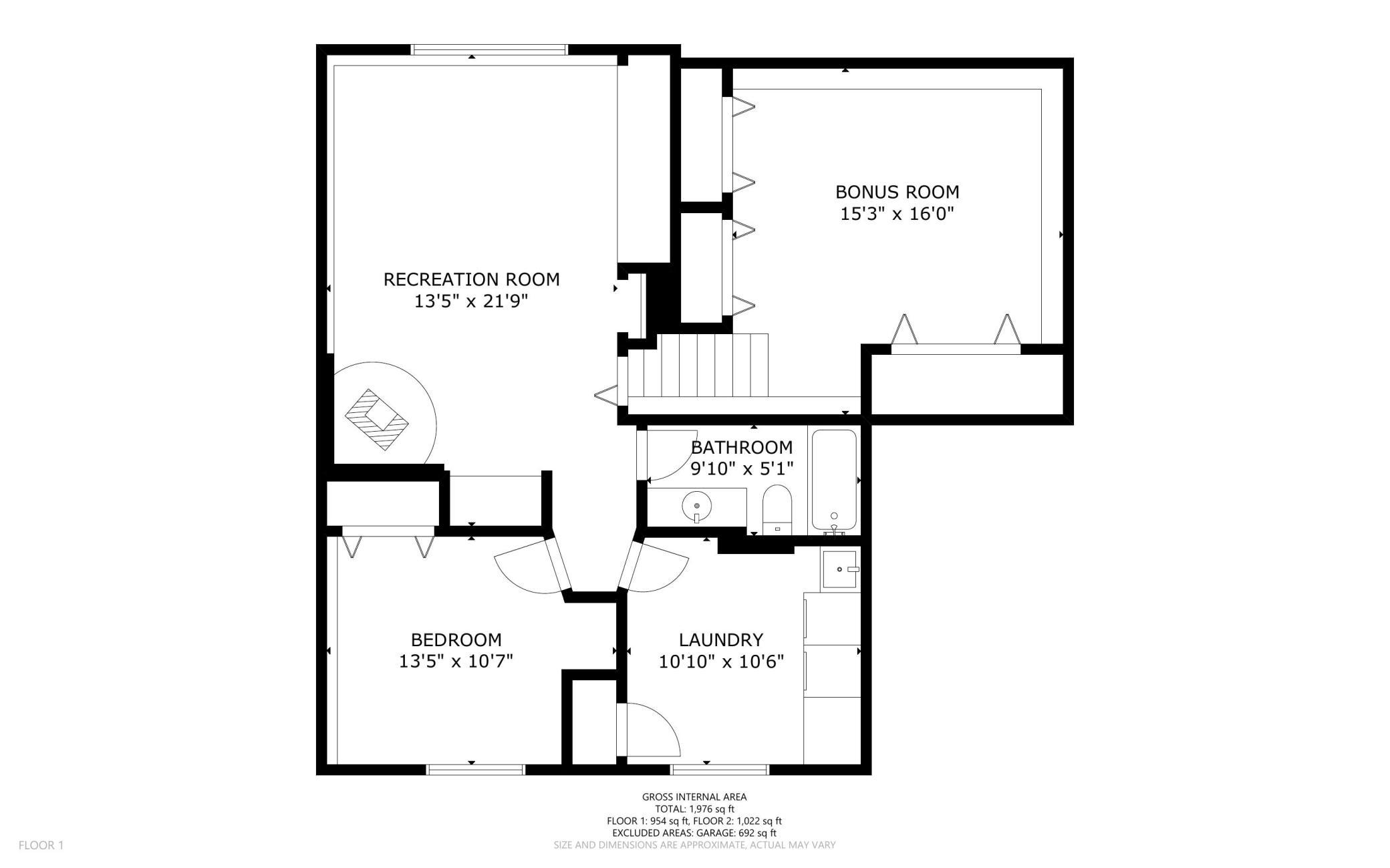 654 Tanglewood Dr, Shoreview, MN 55126