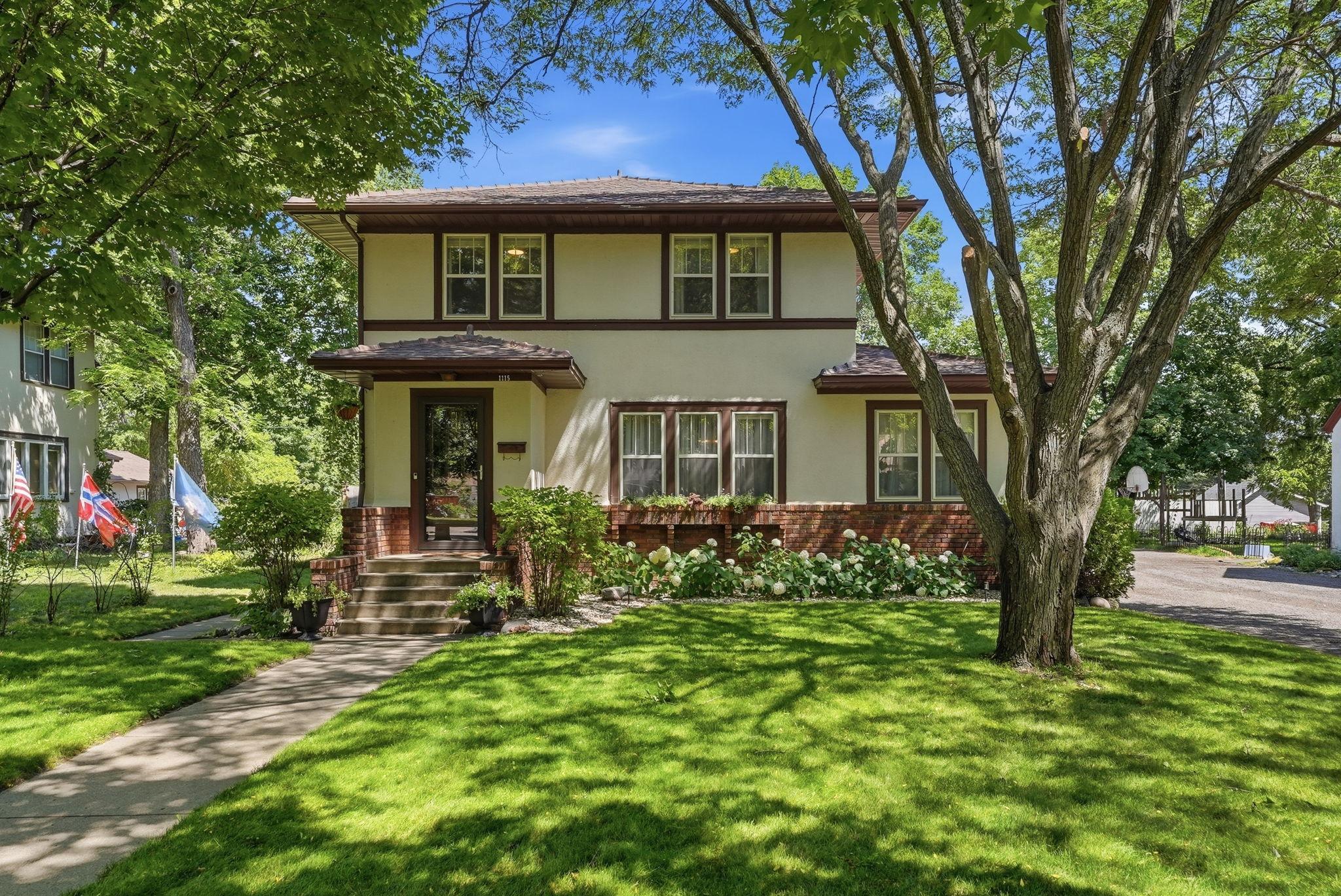 1115 Douglas St, Alexandria, MN 56308