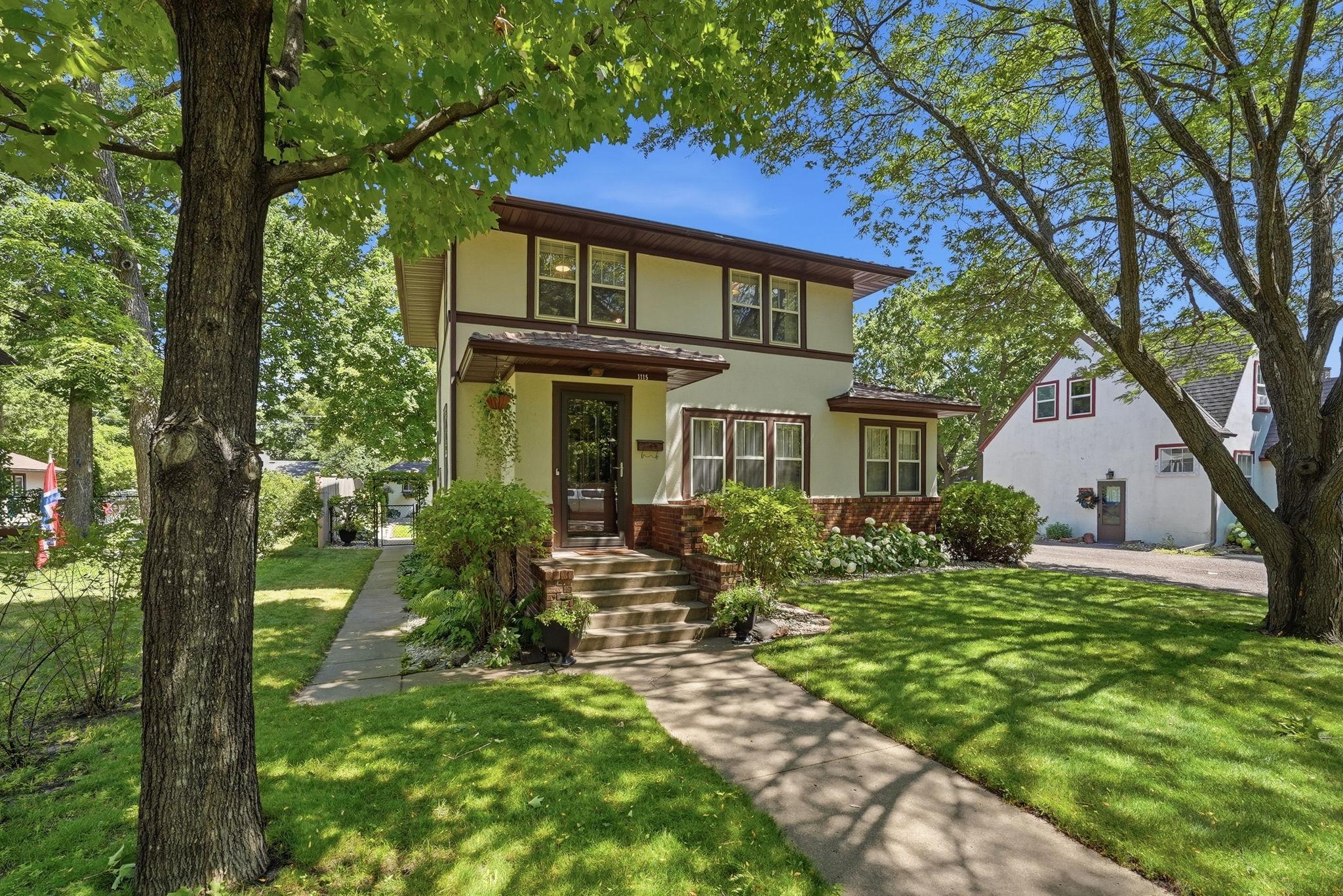 1115 Douglas St, Alexandria, MN 56308