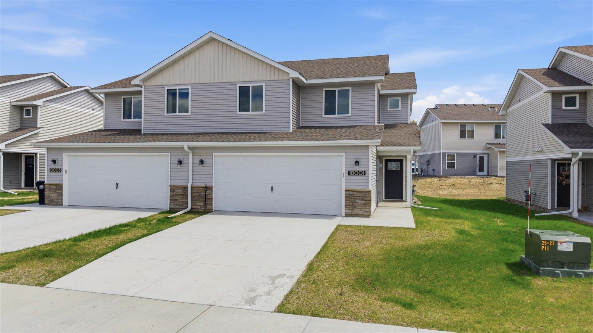 18022 Walnut Cir, Big Lake, MN 55309