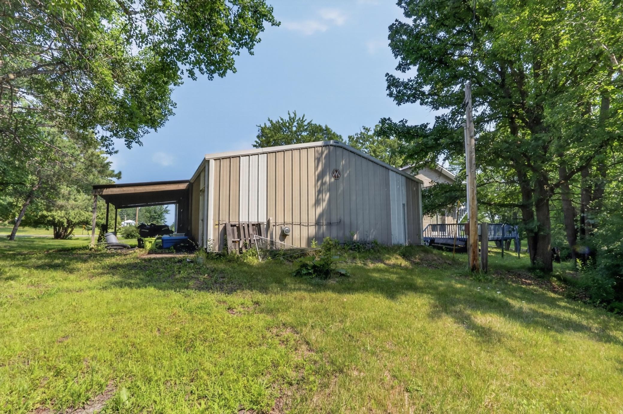 100 Cedar St, Bigfork, MN 56628