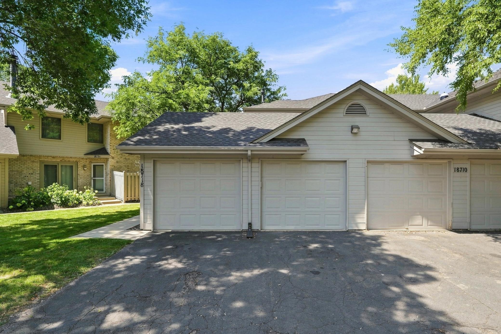 18718 Clear View Ter, Minnetonka, MN 55345