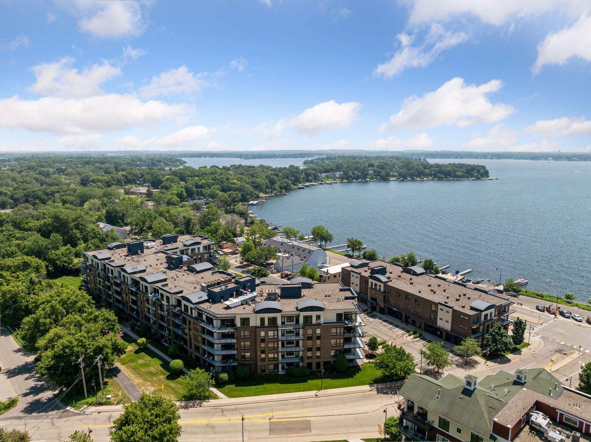4100 Shoreline Dr #S302, Spring Park, MN 55384