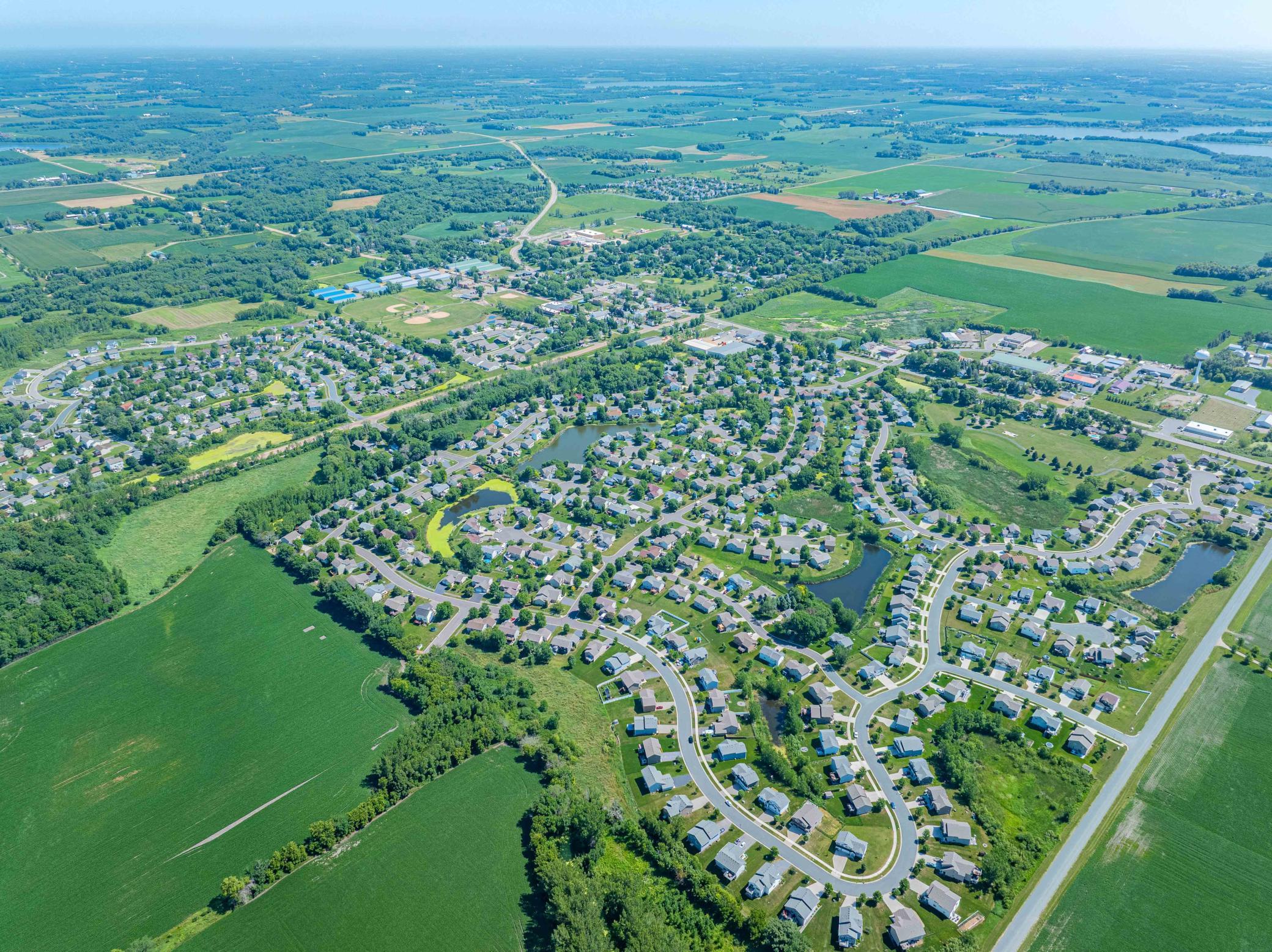 1635 Hidden Trl, Mayer, MN 55360