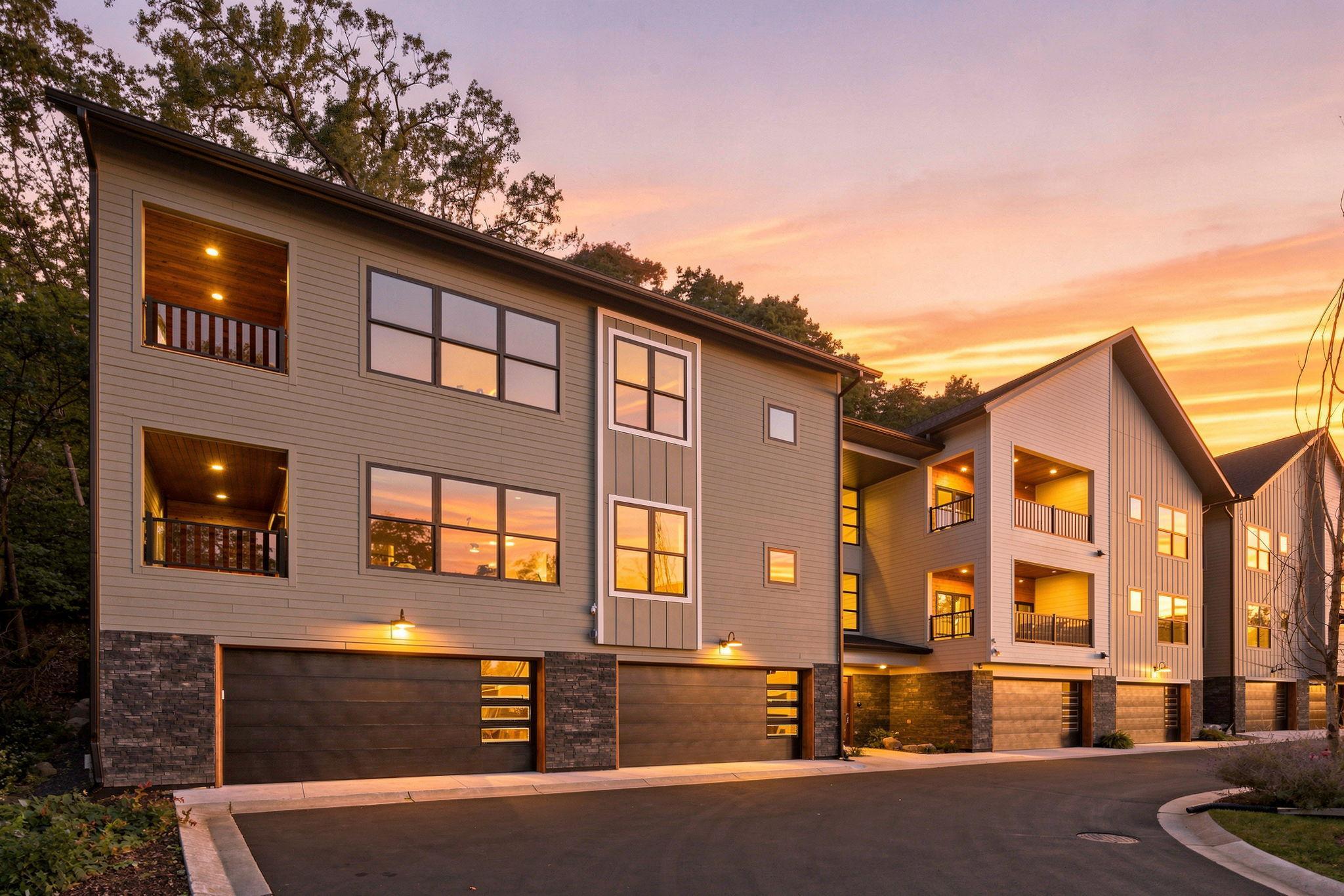 5754 Shady Oak Rd S #2, Minnetonka, MN 55343