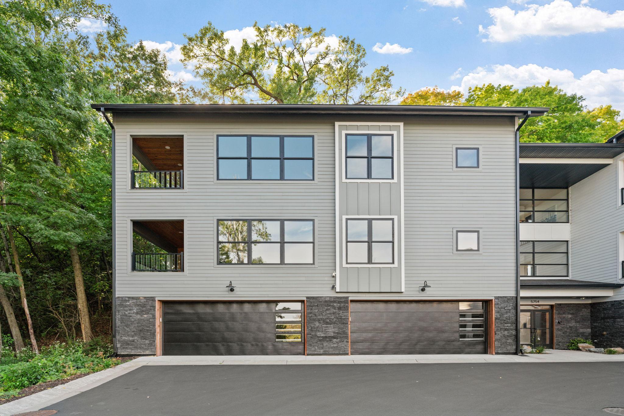 5754 Shady Oak Rd S #3, Minnetonka, MN 55343