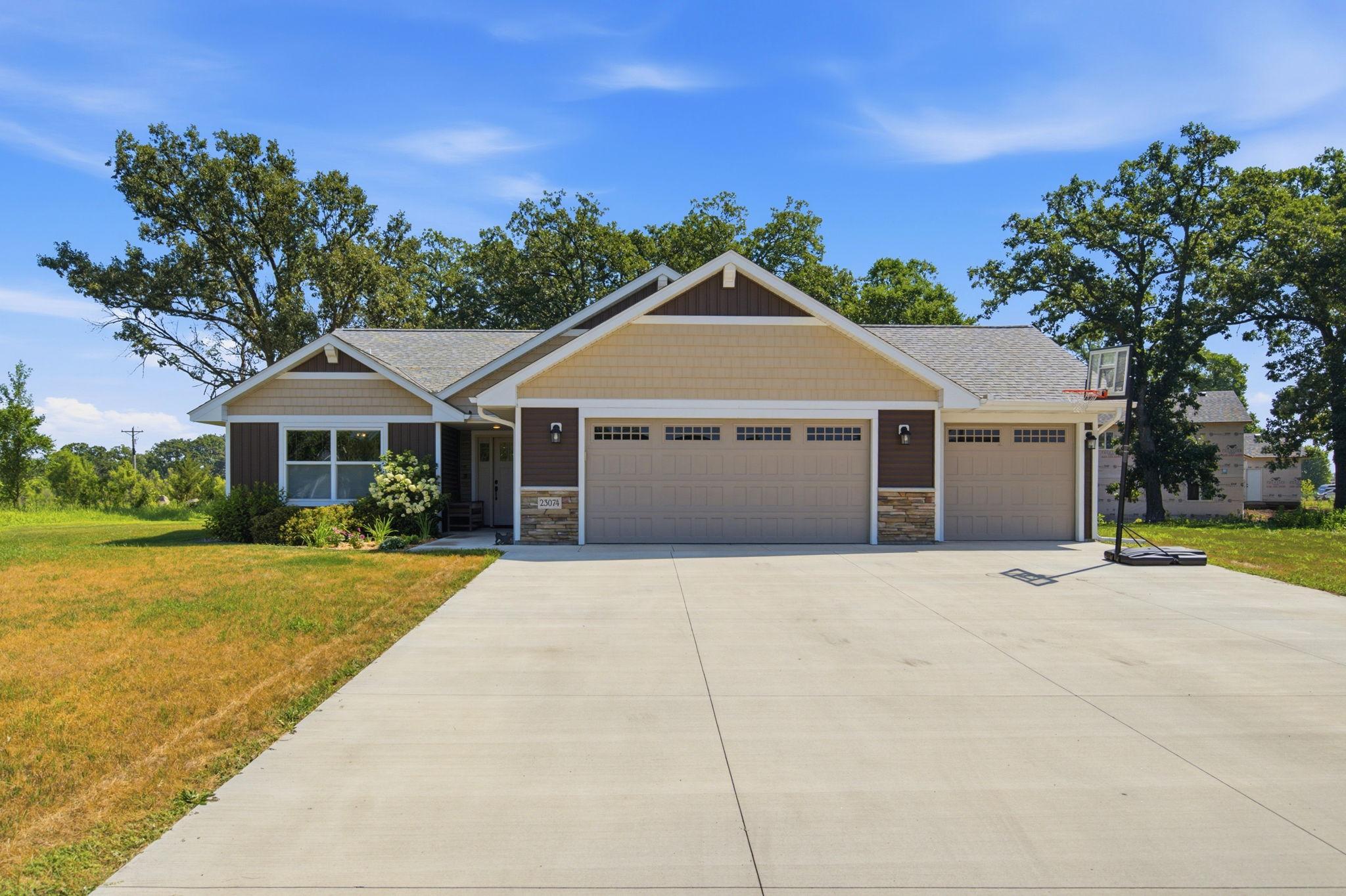 23074 27th Ave, Saint Augusta, MN 56301