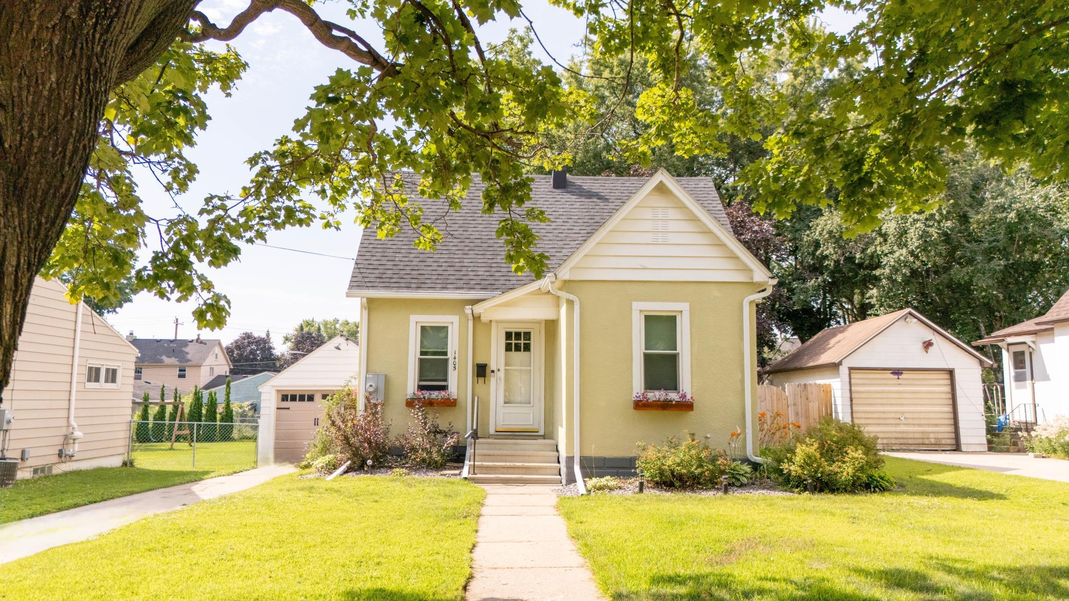 1405 9th Ave NW, Austin, MN 55912