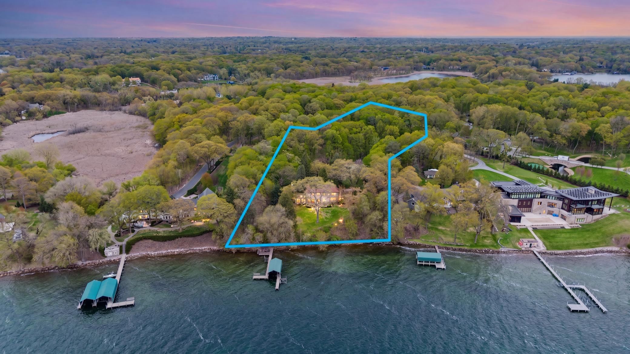2731 Gale Rd, Wayzata, MN 55391