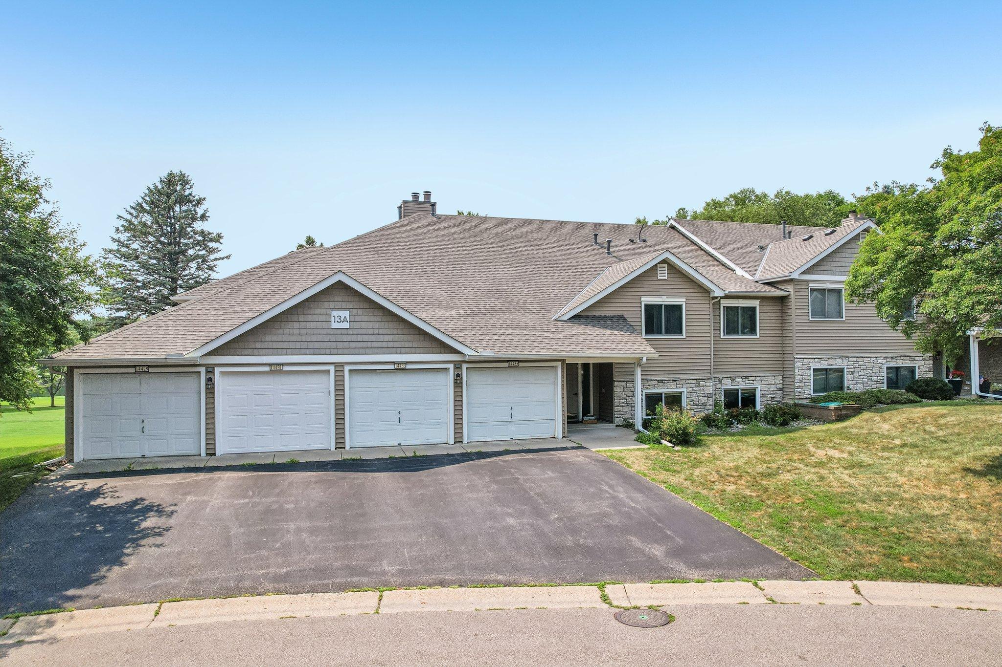 14433 Fairway Dr, Eden Prairie, MN 55344