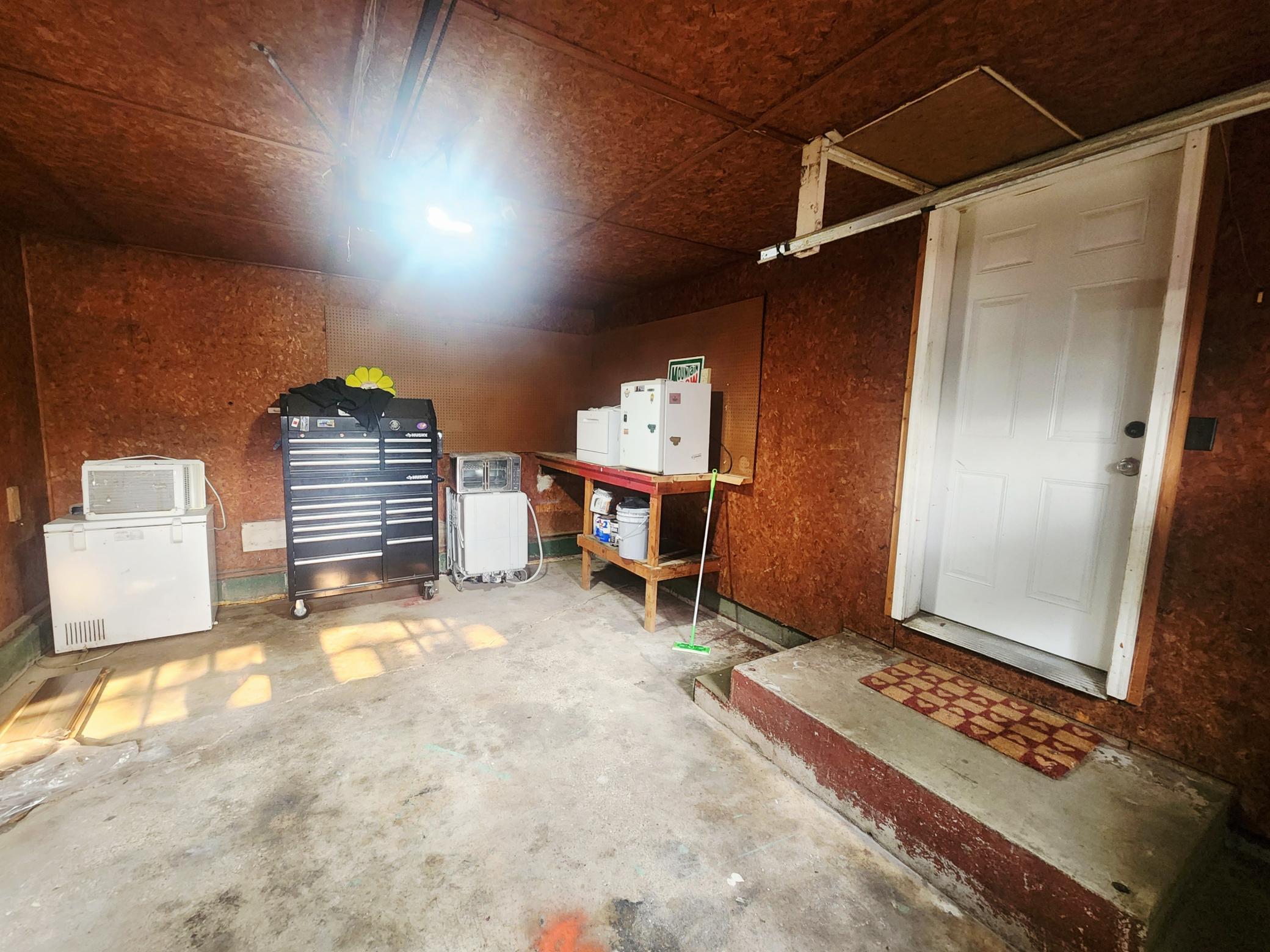 514 7th Ave SE, Pipestone, MN 56164