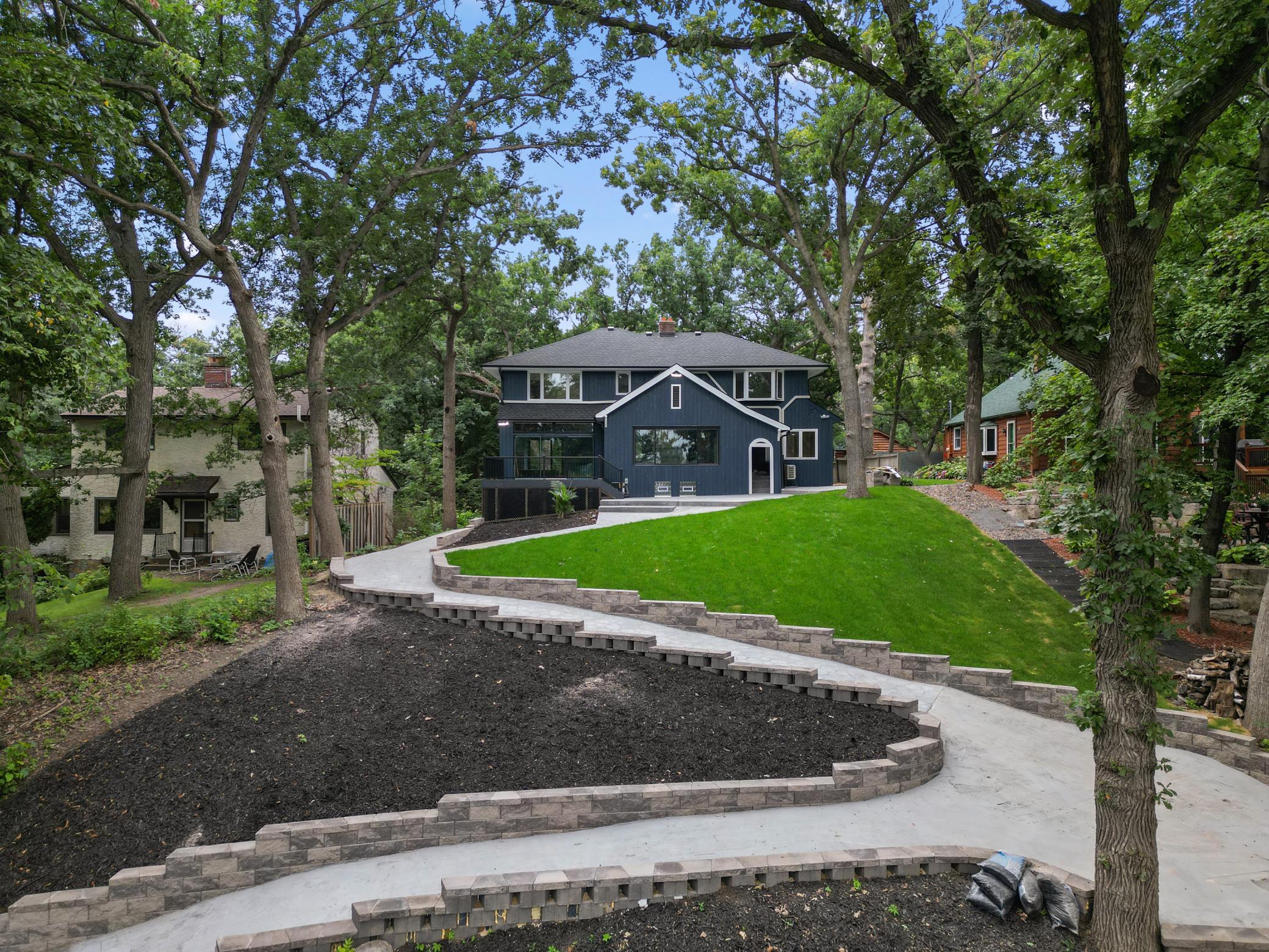 2020 Arcade St, Maplewood, MN 55109