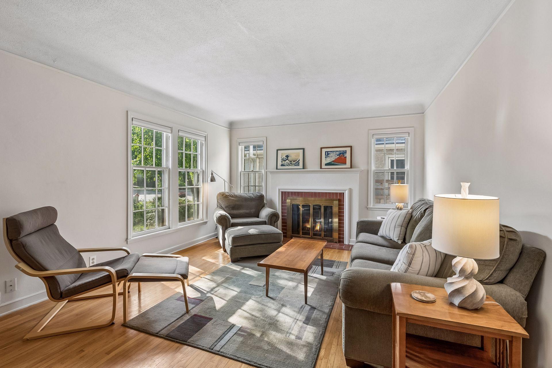 5652 Dupont Ave S, Minneapolis, MN 55419