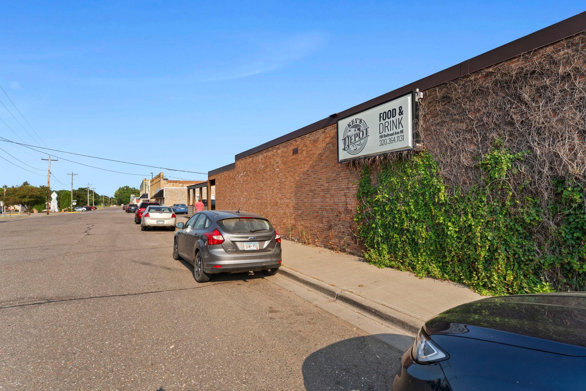 118 Railroad Ave NE, Mora, MN 55051