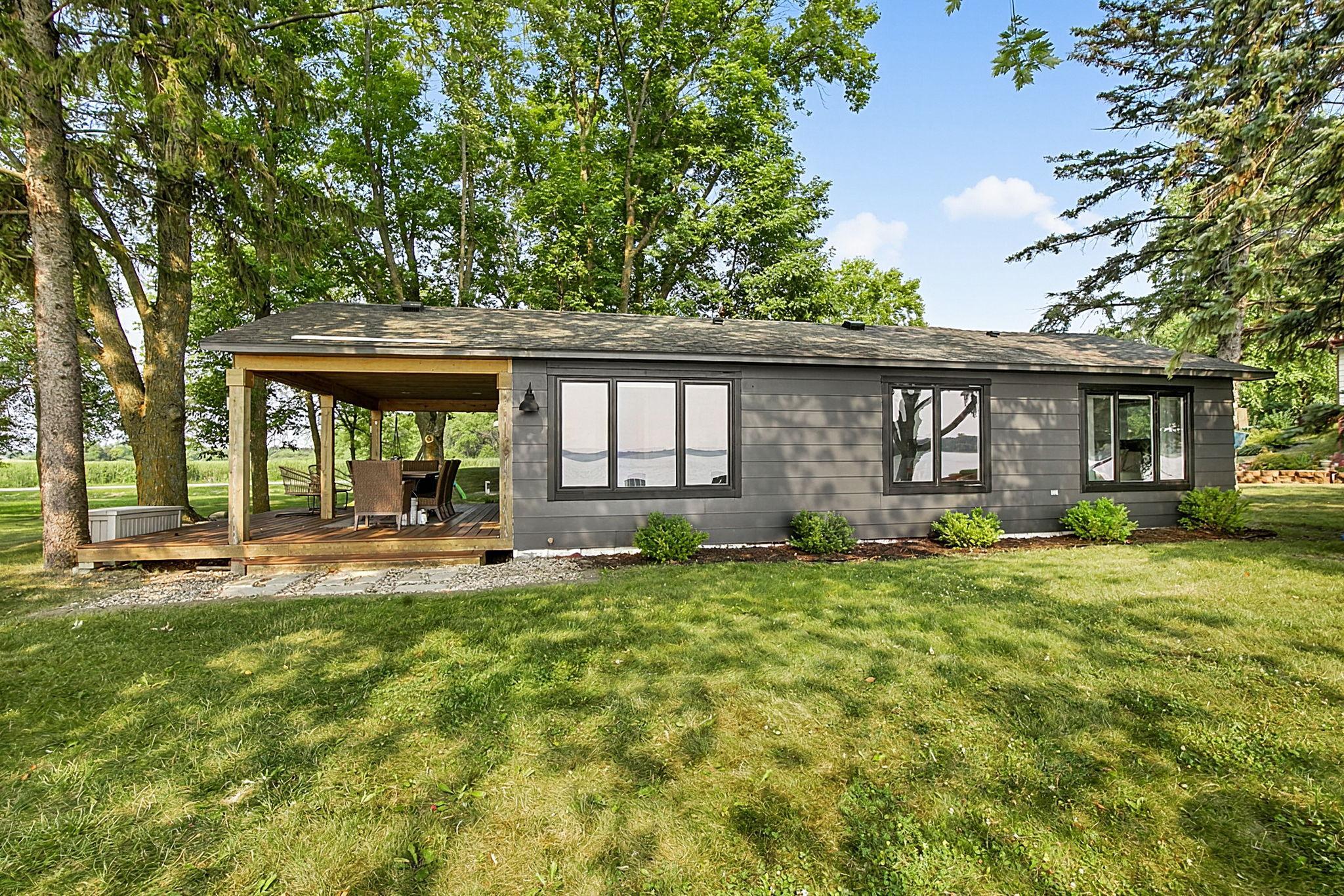32694 742nd Ave, South Haven, MN 55382