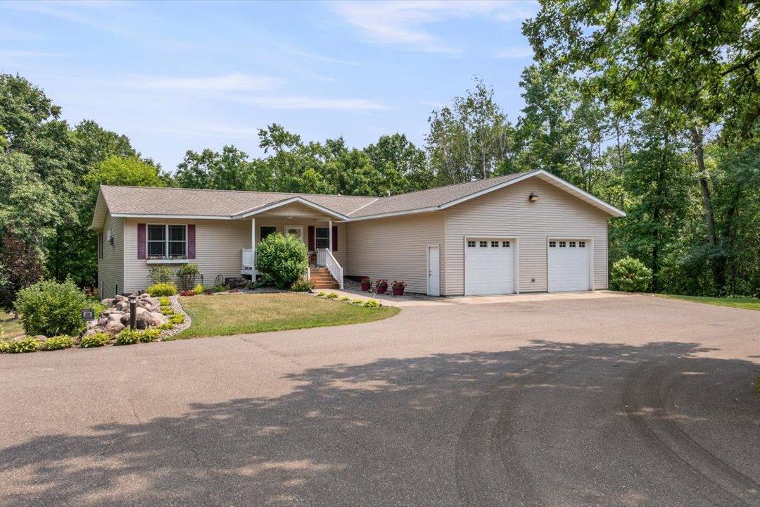 13682 Oak Hollow Rd, Brainerd, MN 56401