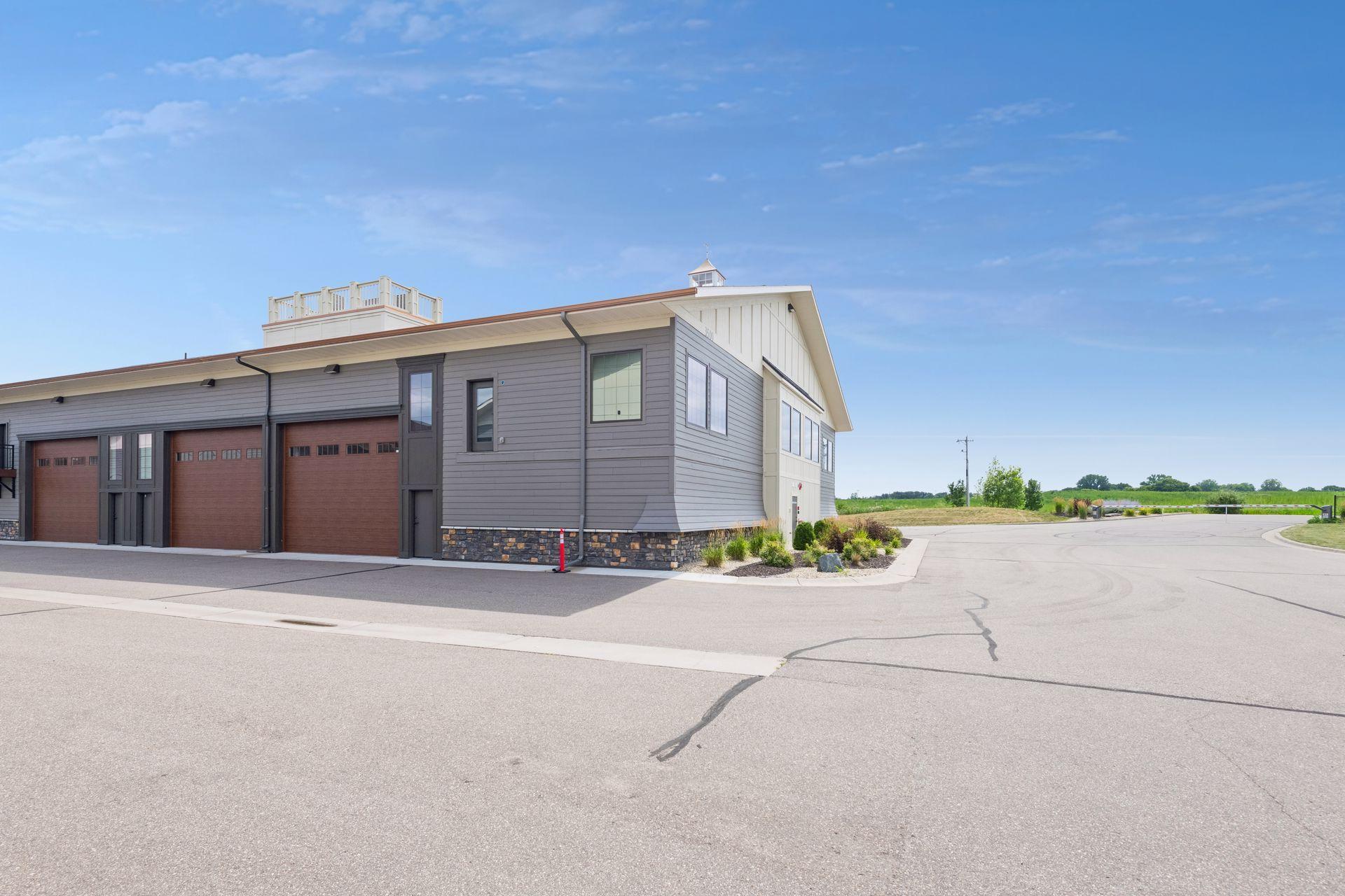 3500 Arrowhead Dr #9, Medina, MN 55340
