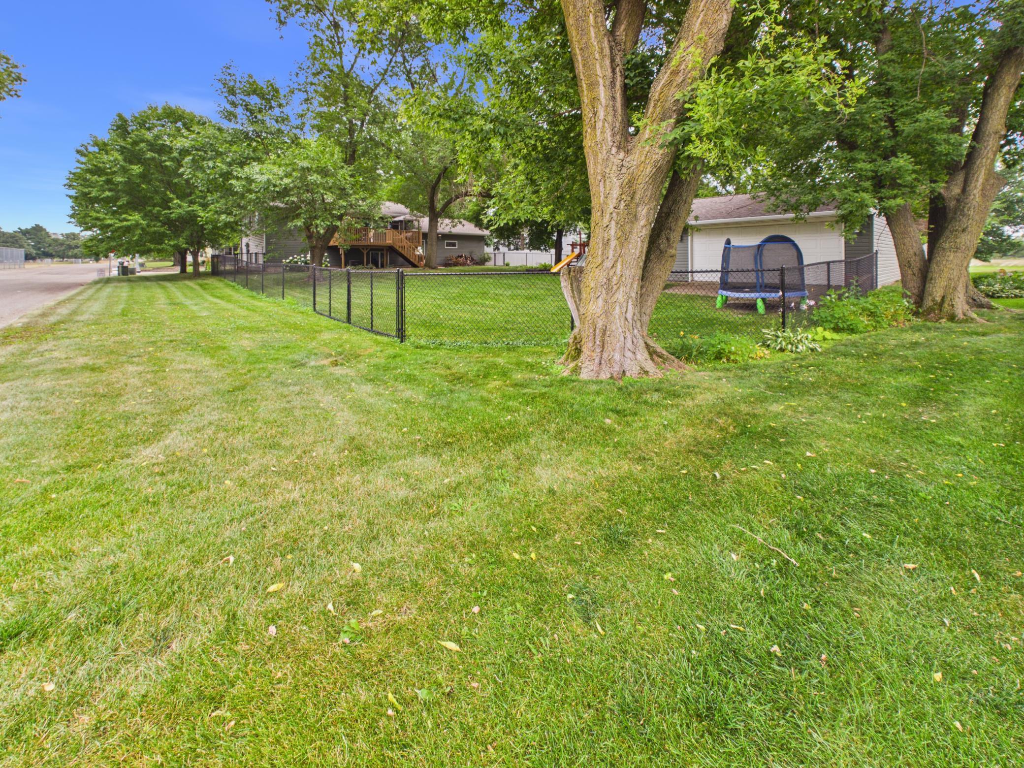 403 5th Ave SE, Melrose, MN 56352
