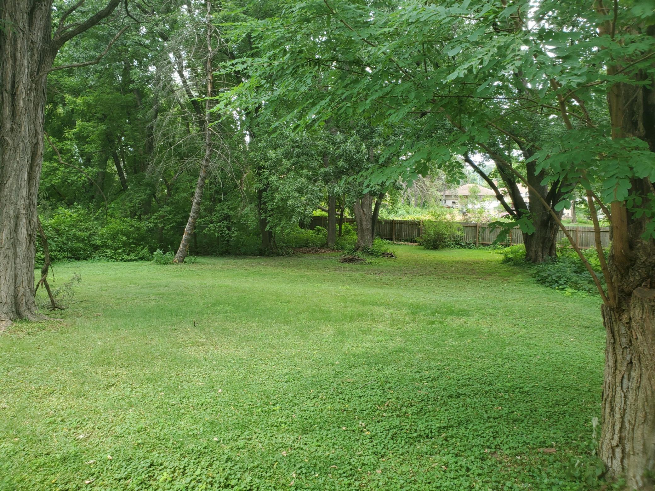 1428 Carrie St, West Saint Paul, MN 55118