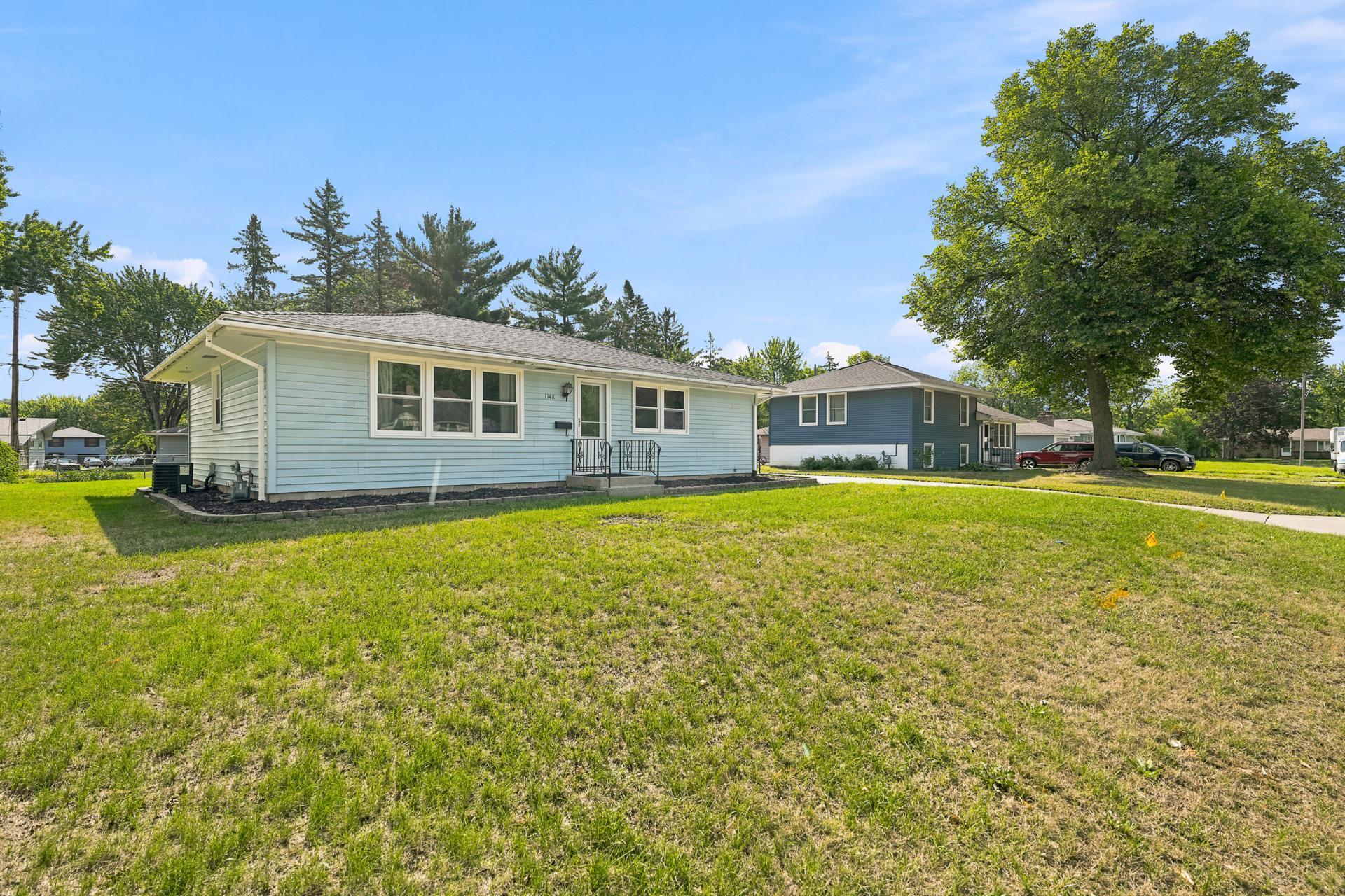 1148 Aurora Ave, Saint Paul Park, MN 55071