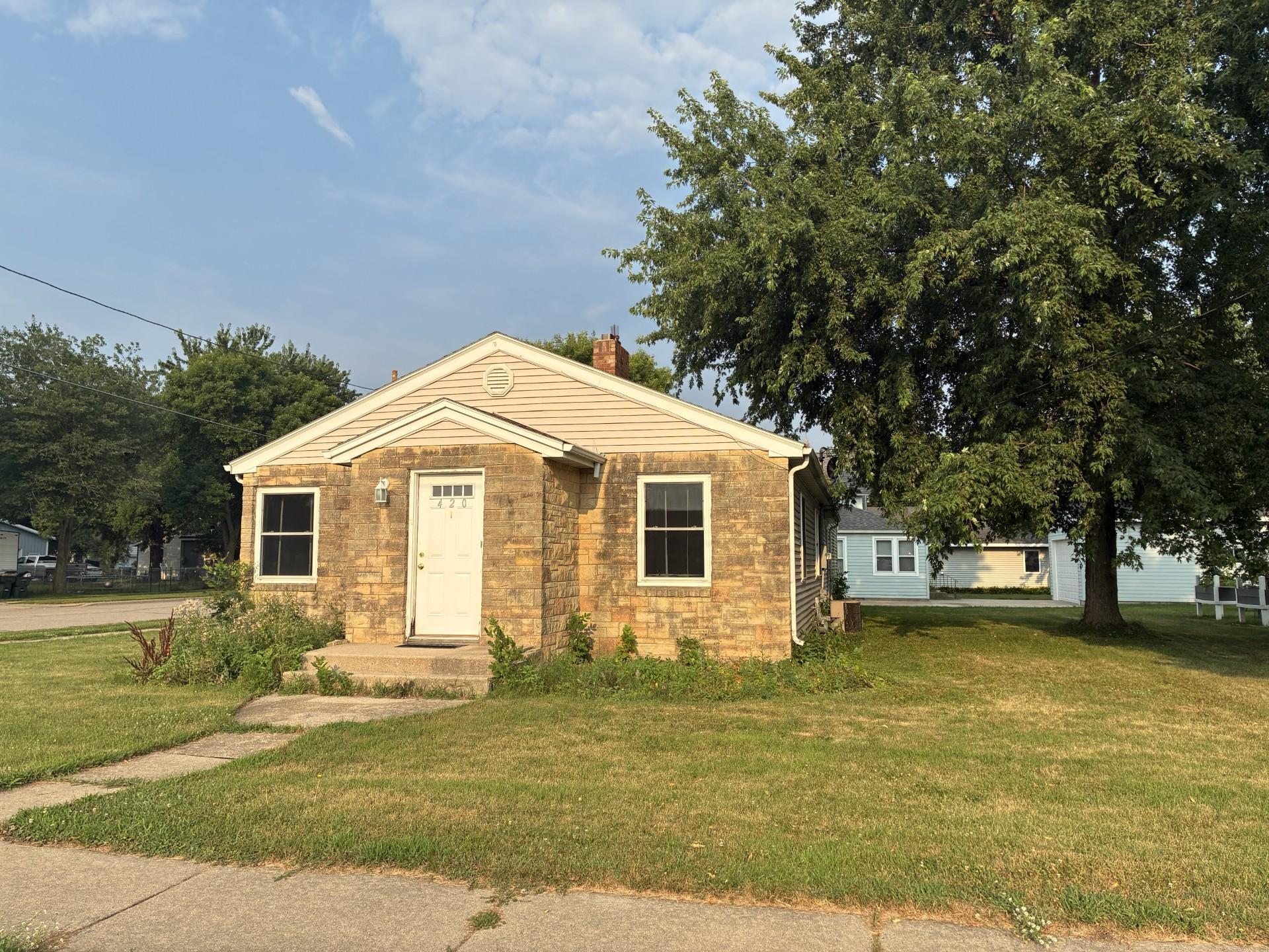 420 Stearns Ave, Paynesville, MN 56362