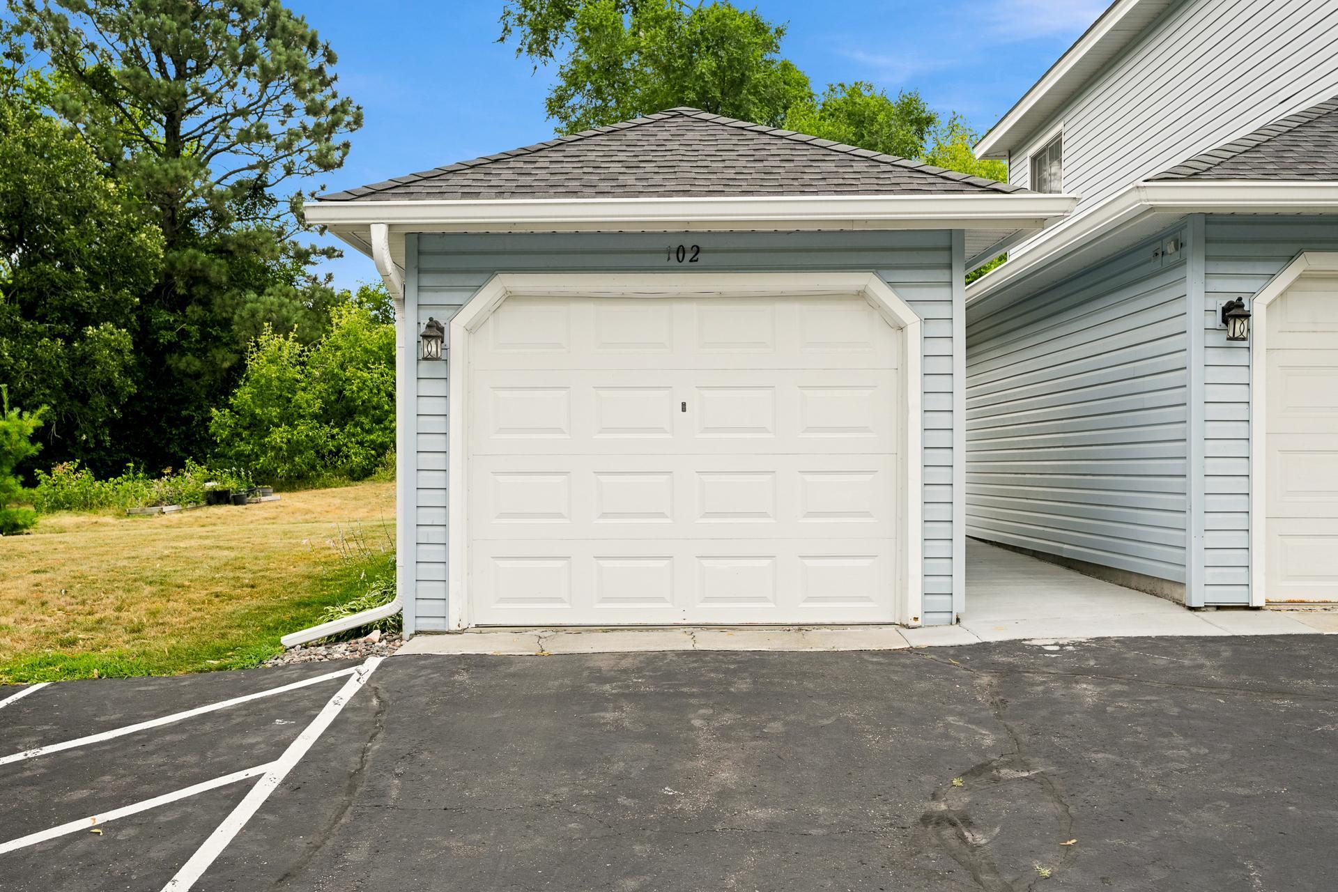 4171 3rd St NE #102, Columbia Heights, MN 55421
