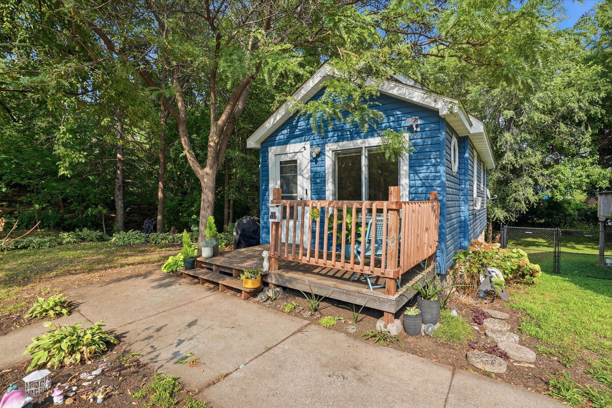 332 Duke St, Saint Paul, MN 55102