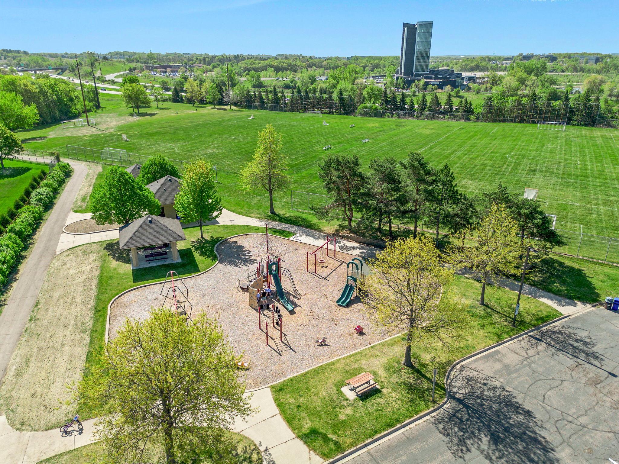 2611 Concord Way, Mendota Heights, MN 55120