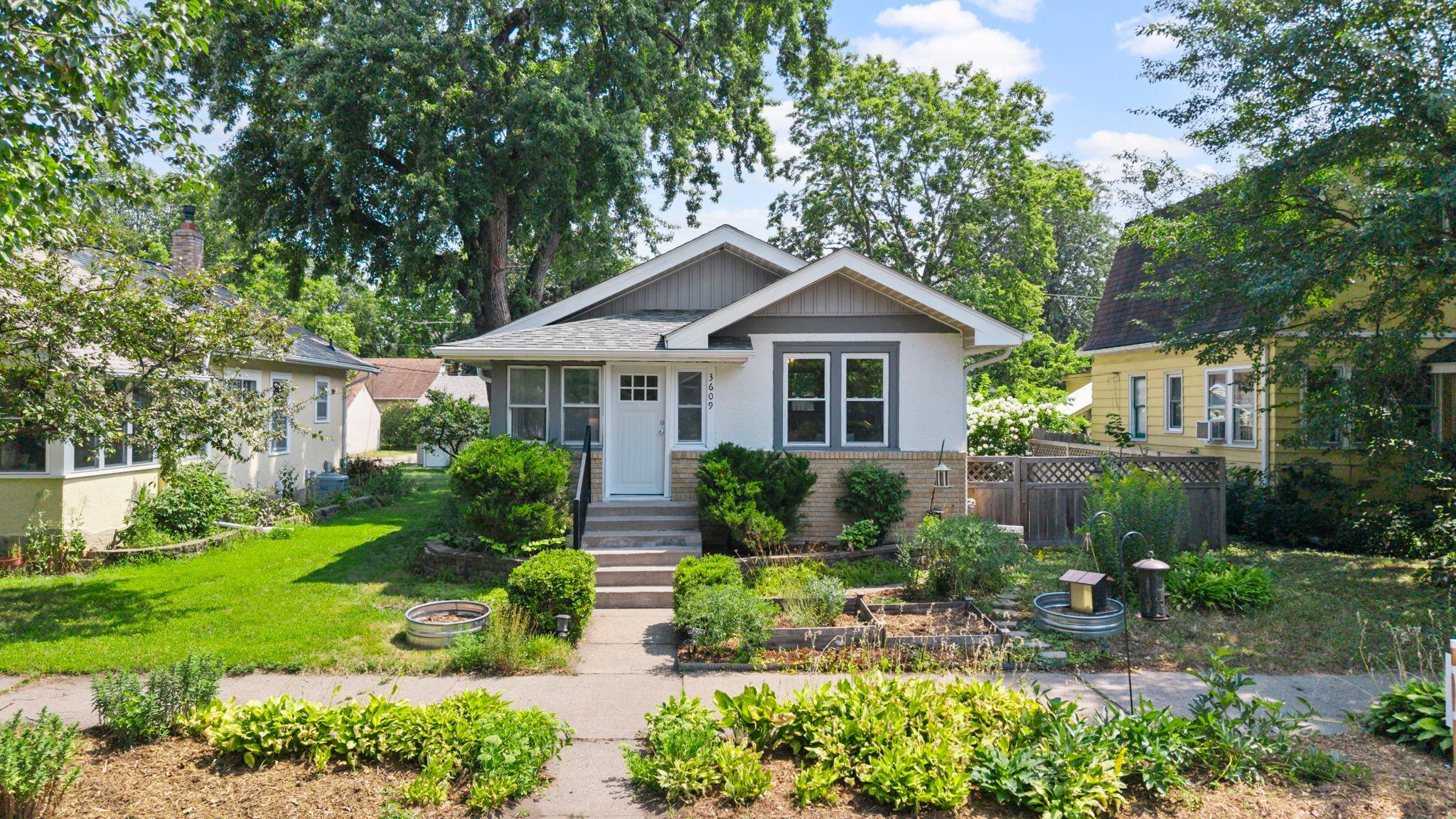 3609 36th Ave S, Minneapolis, MN 55406