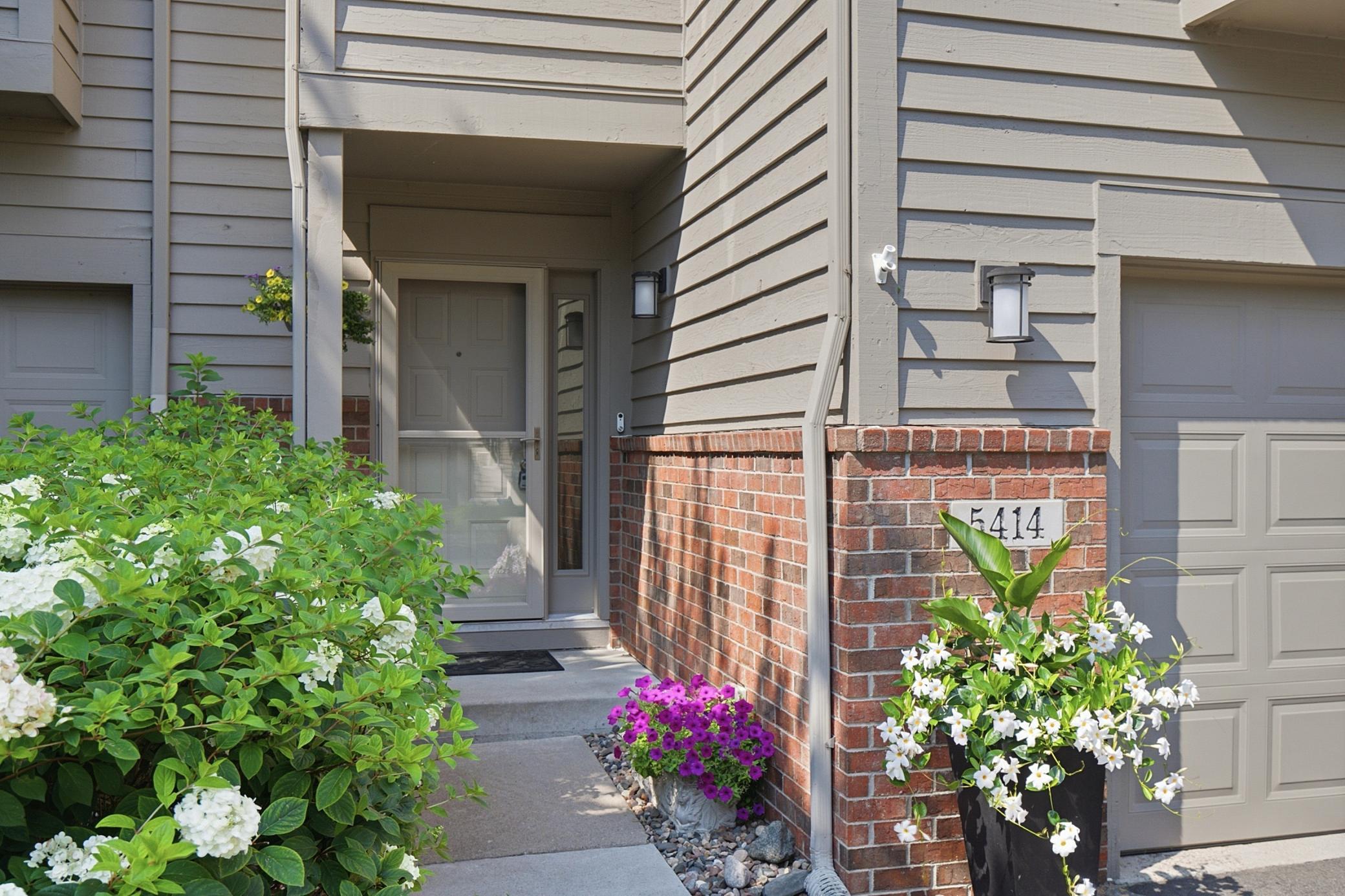 5414 Rowland Park Rd, Minnetonka, MN 55343