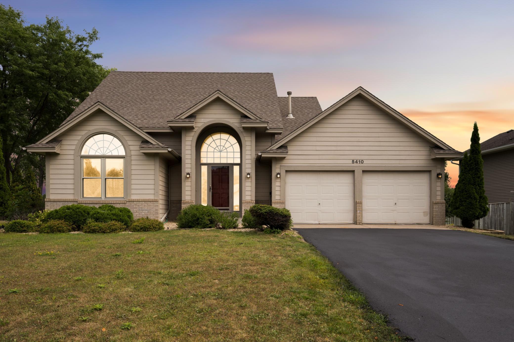 5410 Teakwood Ln N, Plymouth, MN 55442