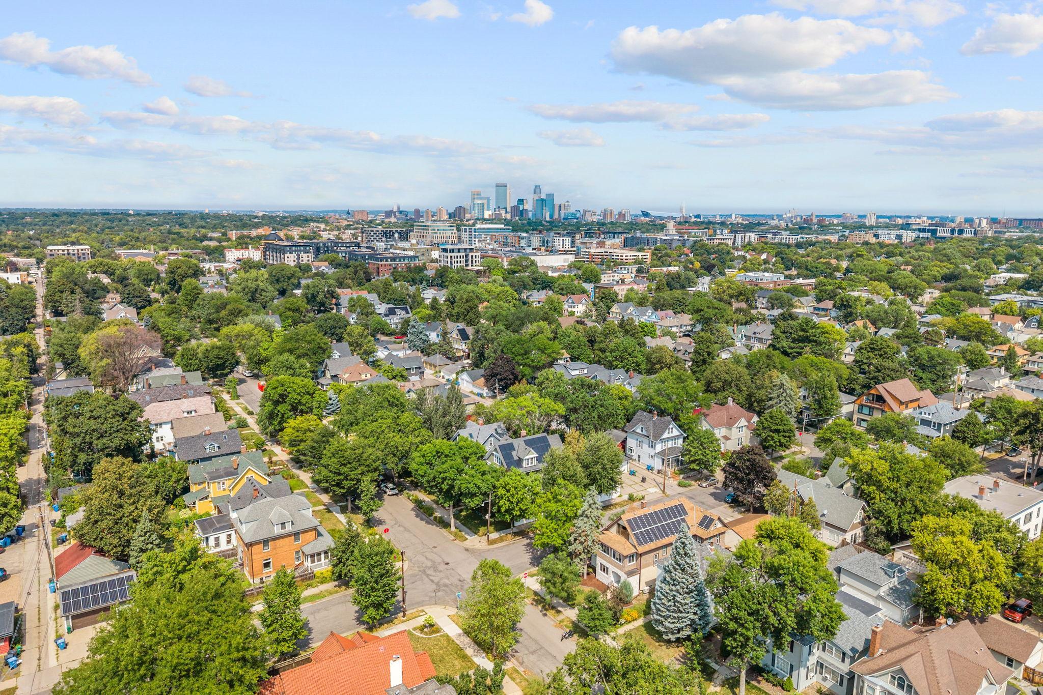 3301 Irving Ave S, Minneapolis, MN 55408