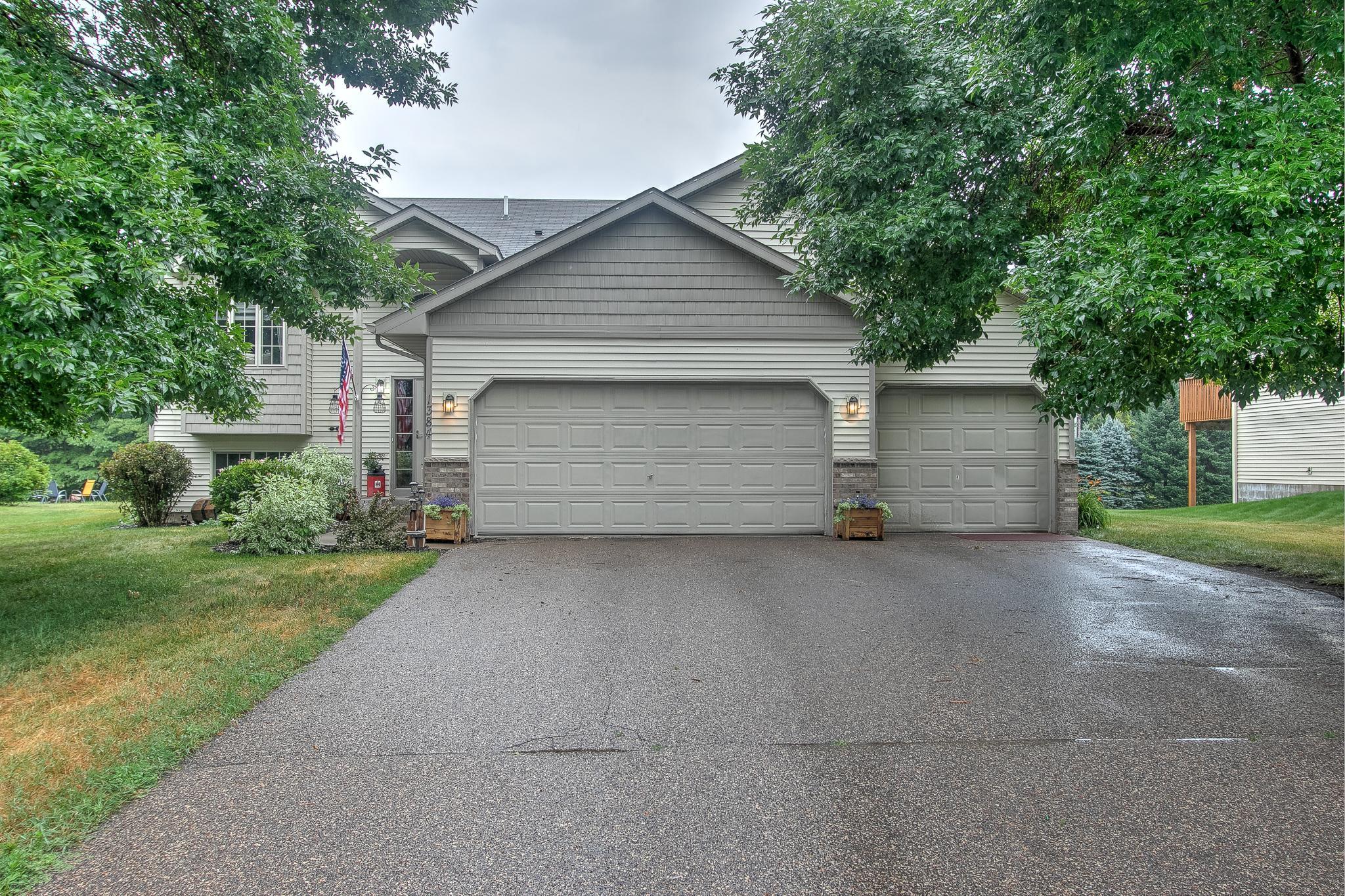 1384 Cedar Dr S, Cambridge, MN 55008