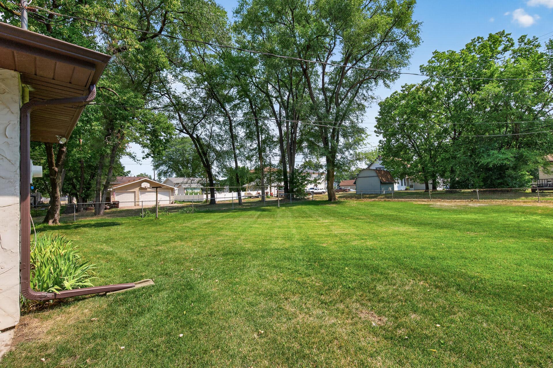 1220 4th St, Saint Paul Park, MN 55071