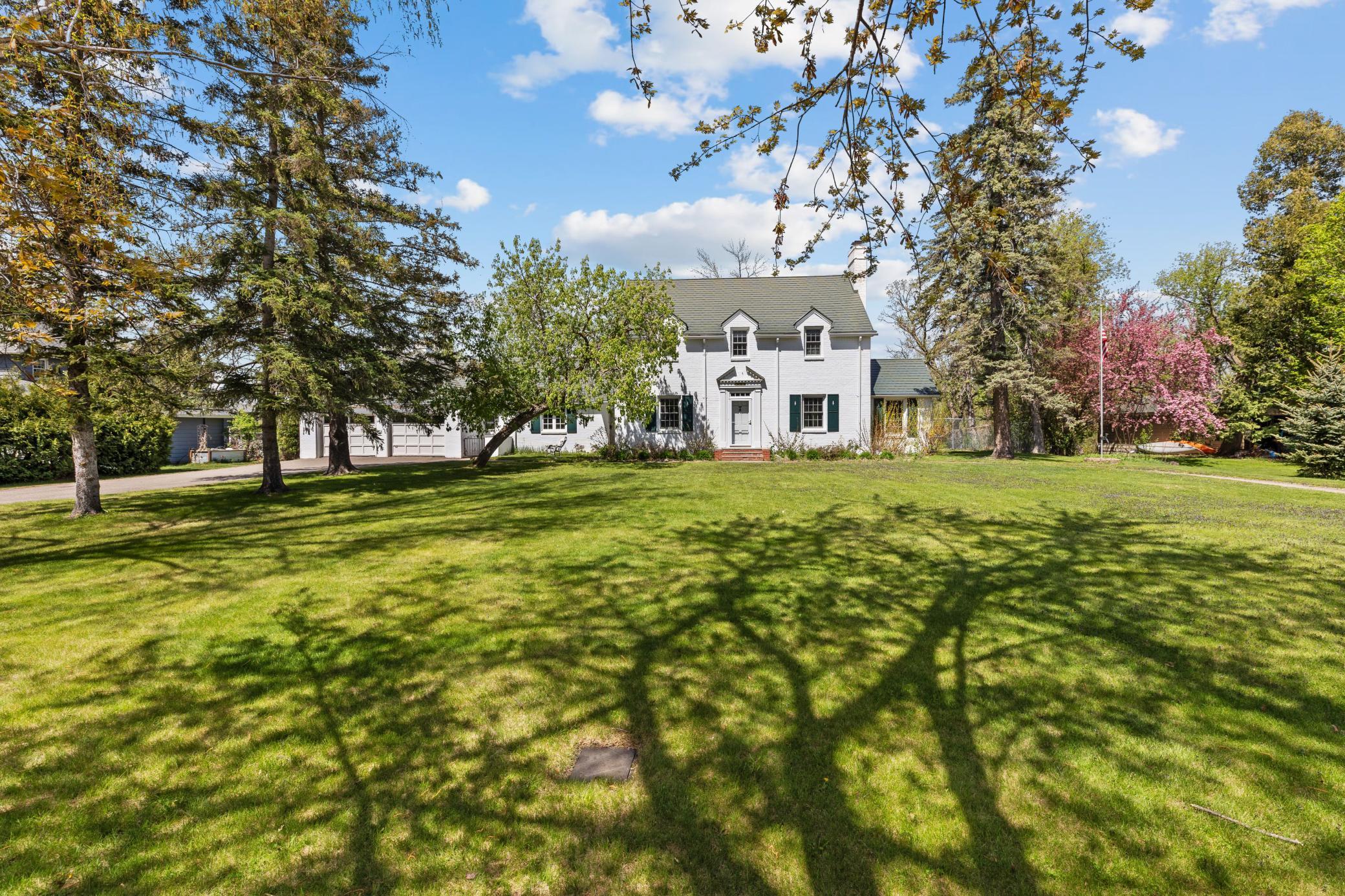 415 Bluff Ave, Brainerd, MN 56401
