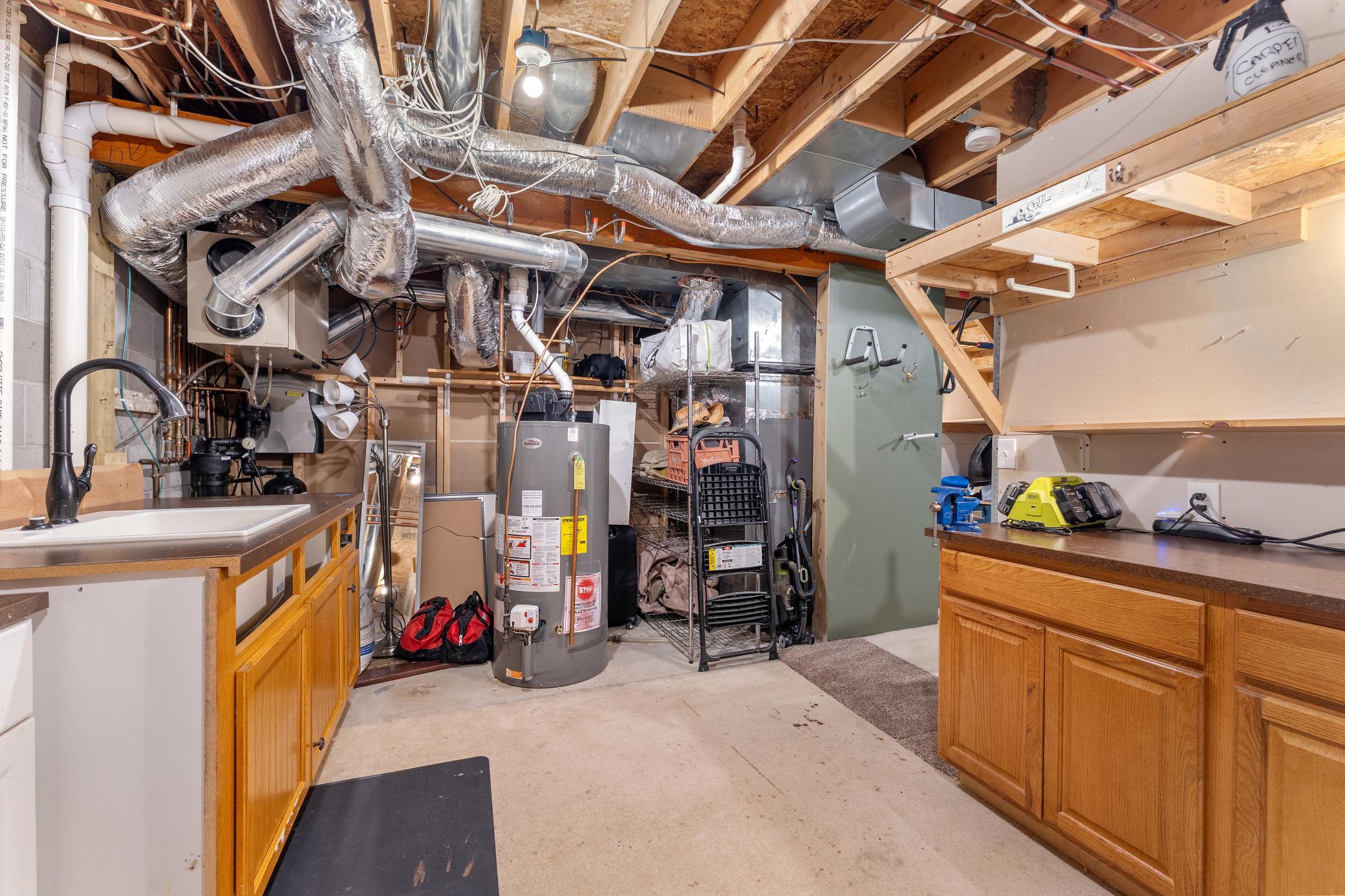 1517 Deerwood Bend, Eagan, MN 55122