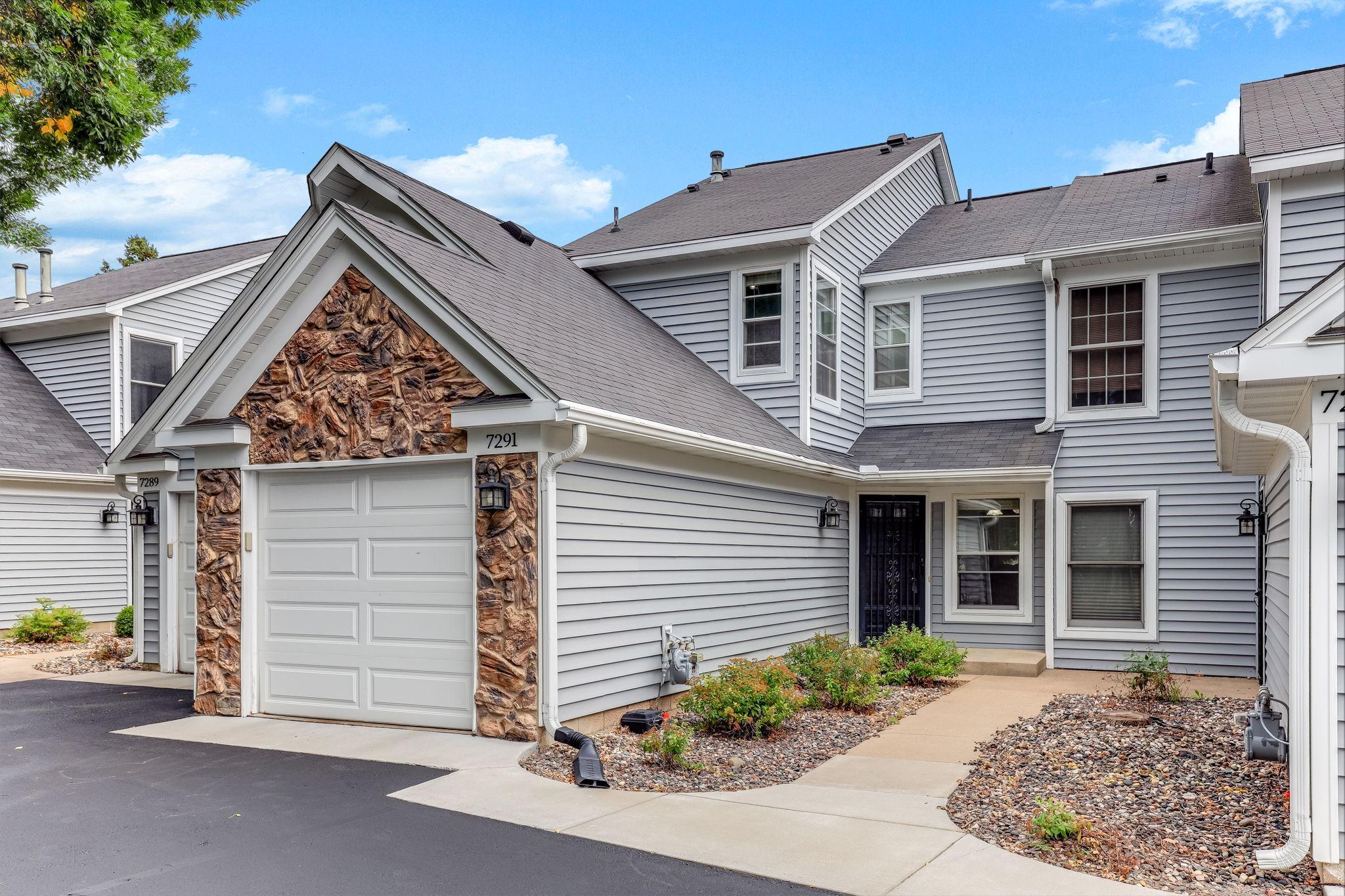 7291 Penny Hill Rd, Eden Prairie, MN 55346