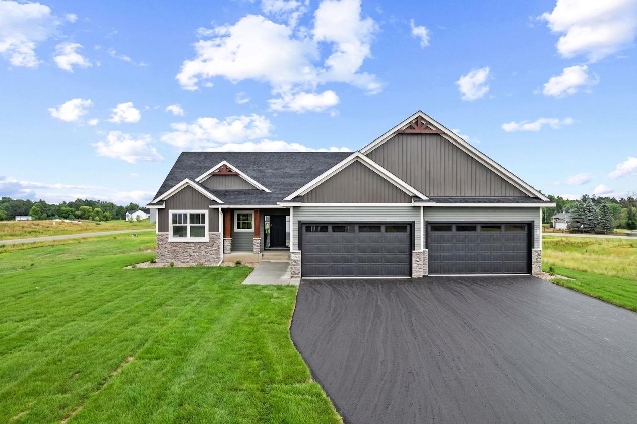 20615 Redwood St NW, Oak Grove, MN 55011