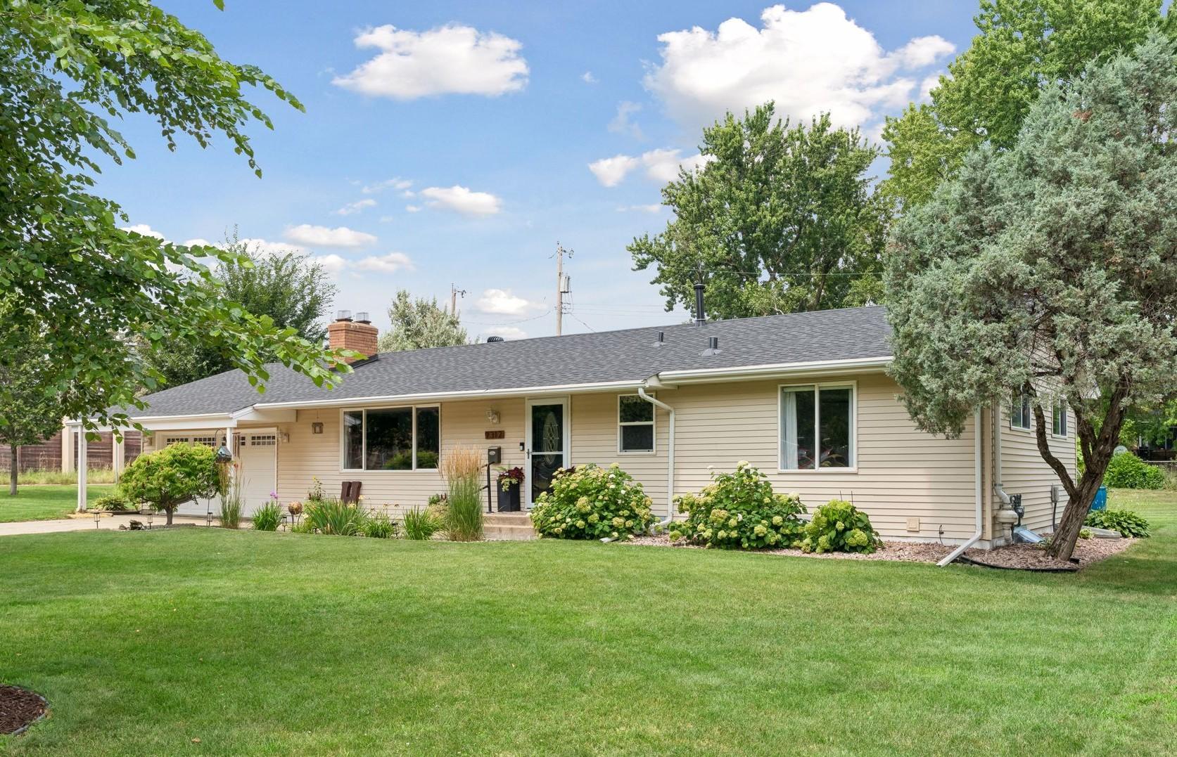 9312 W 23rd St, Saint Louis Park, MN 55426