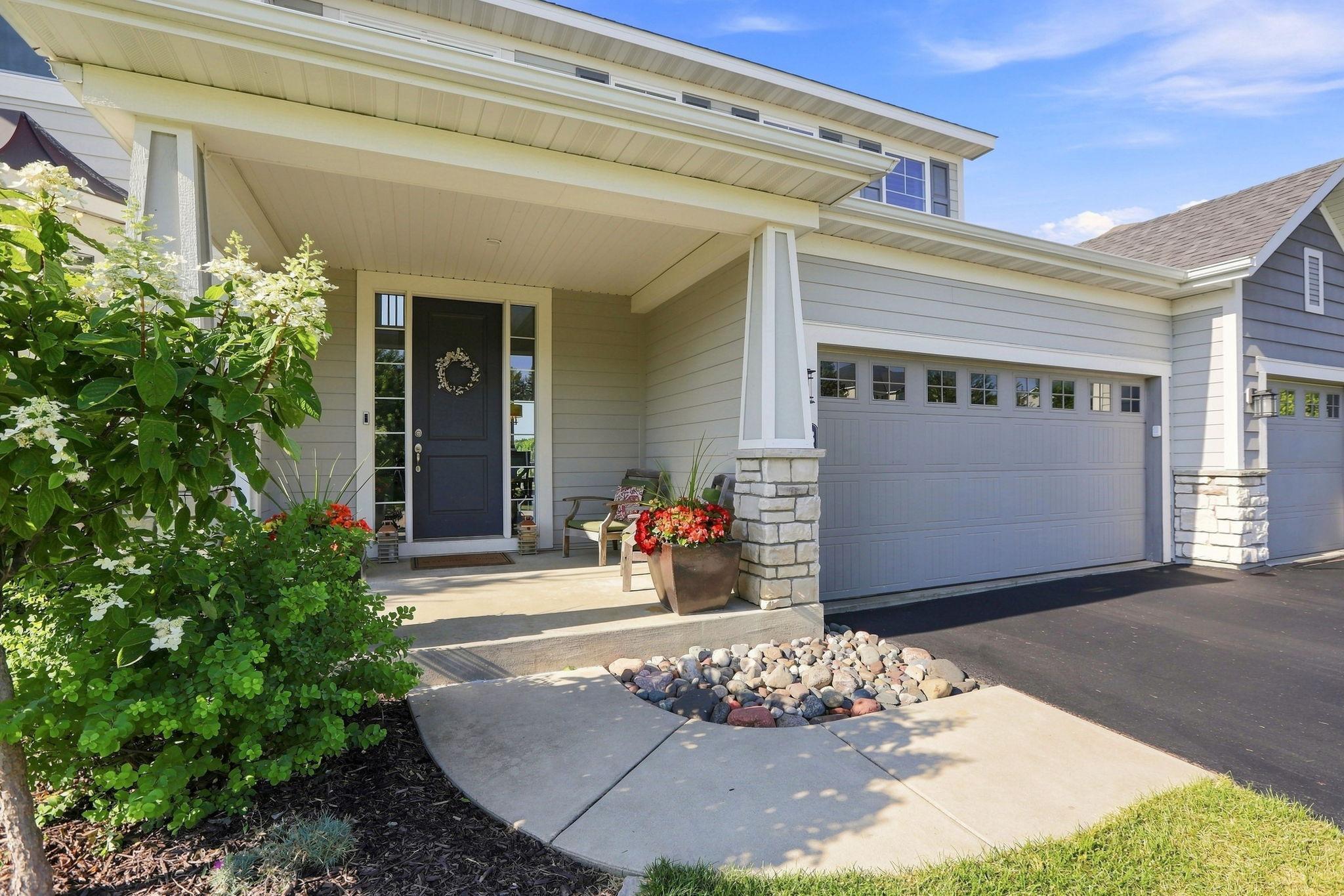 3942 Campello Curve, Chaska, MN 55318
