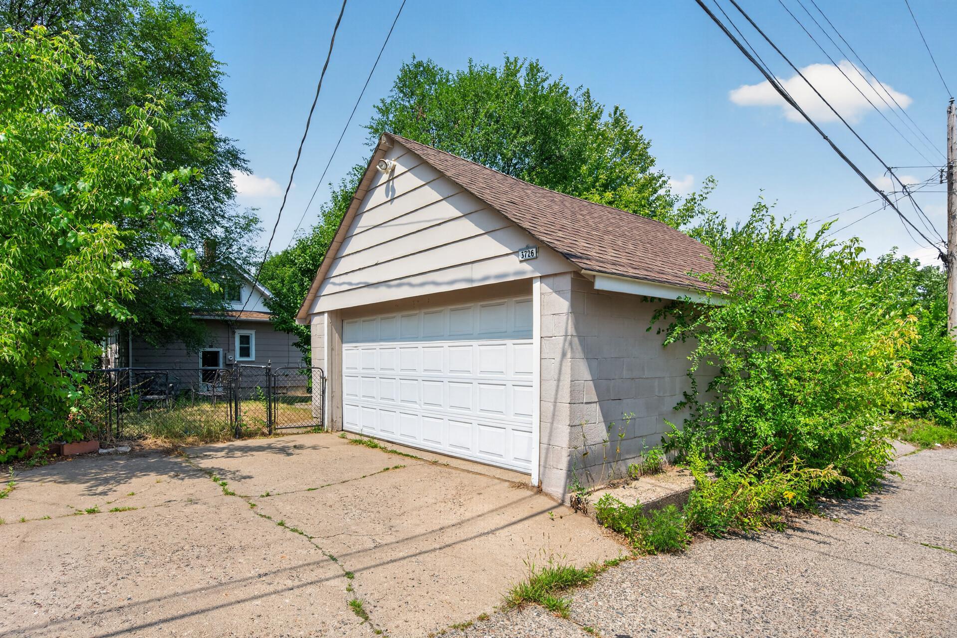 3726 Dupont Ave N, Minneapolis, MN 55412